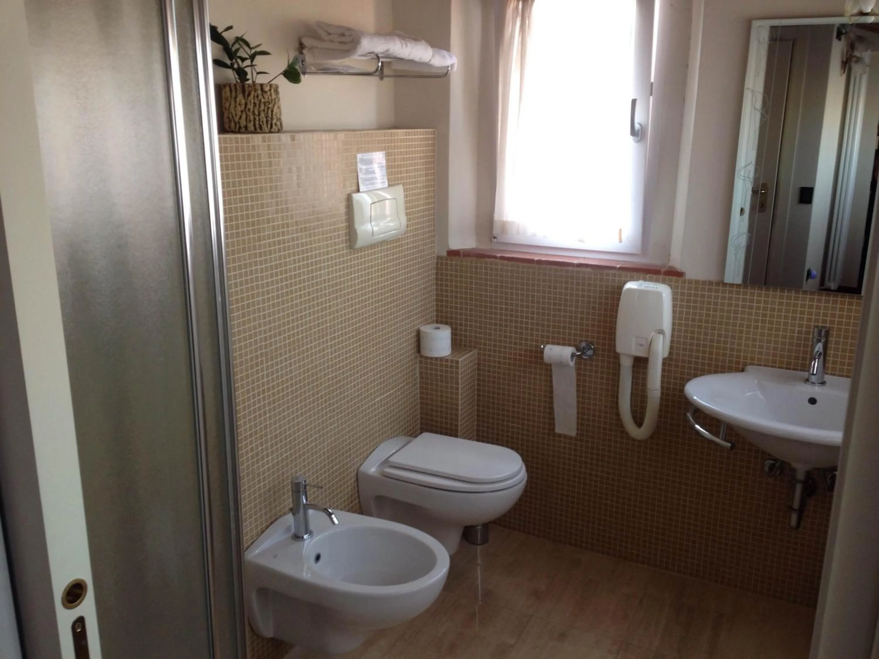 Bathroom in Hotel Di Stefano