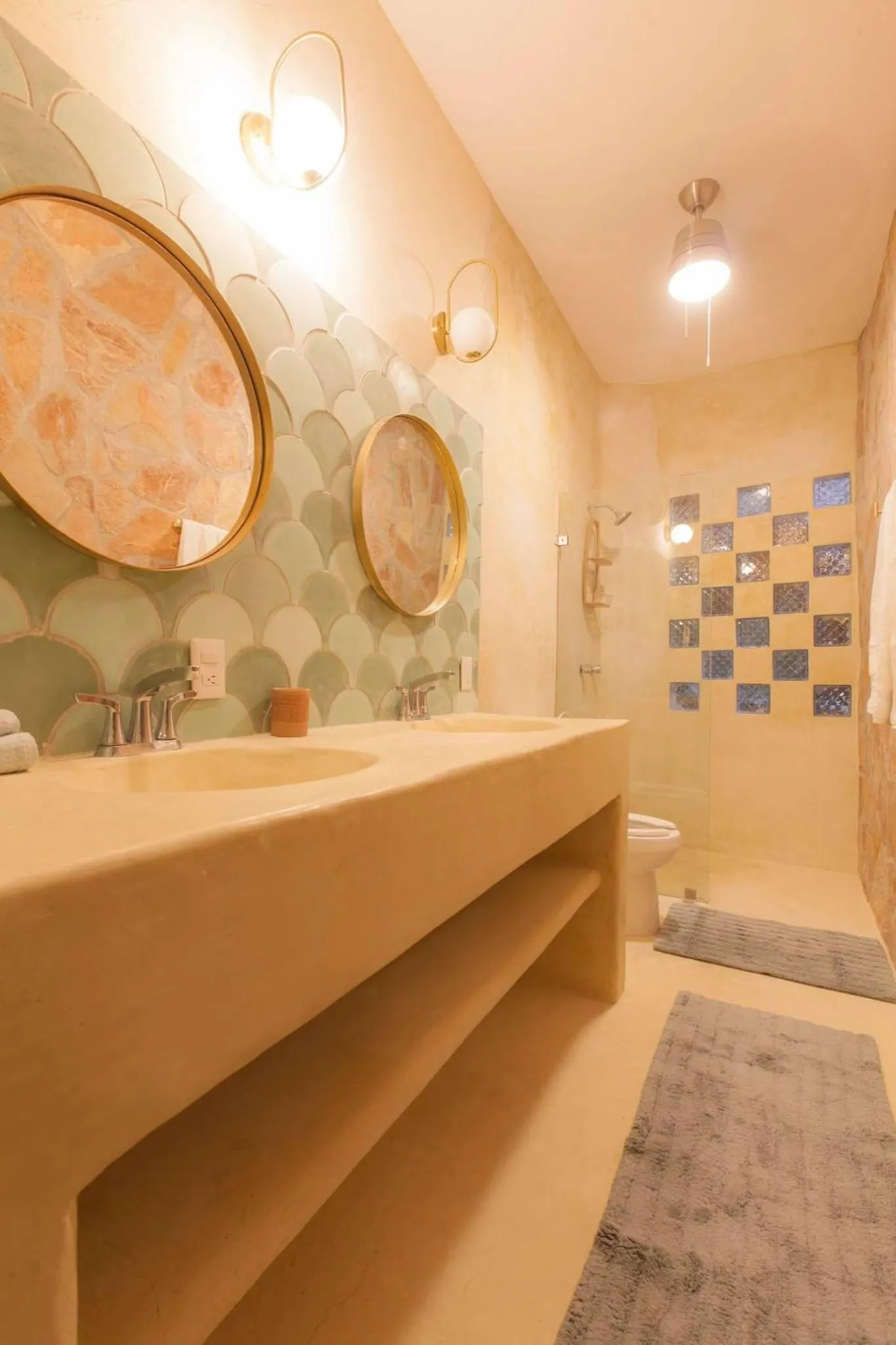 Bathroom in Casa Bella Verde- stunning apartment in the center of town
