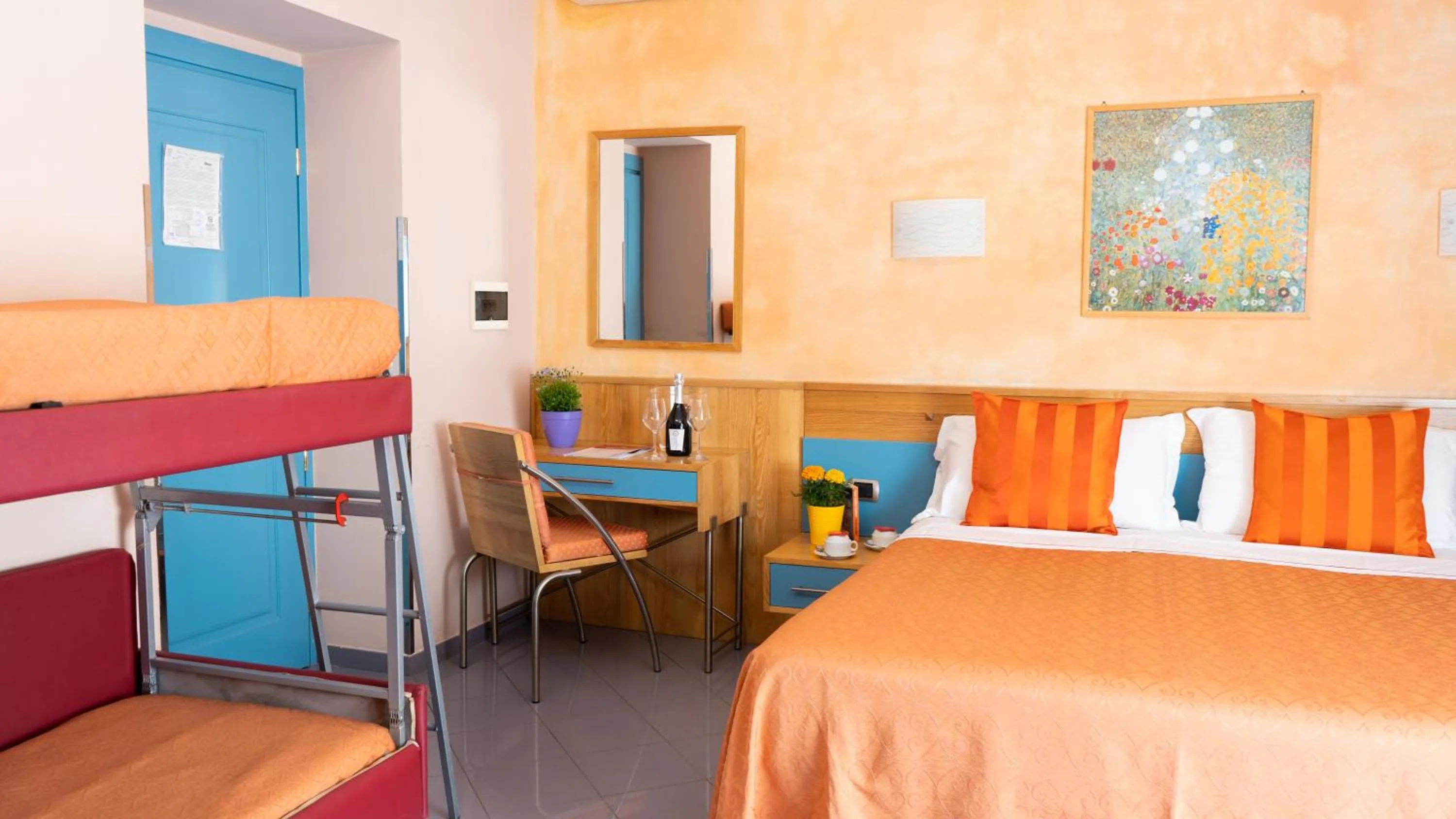 Bedroom, Bed in Hotel Diana