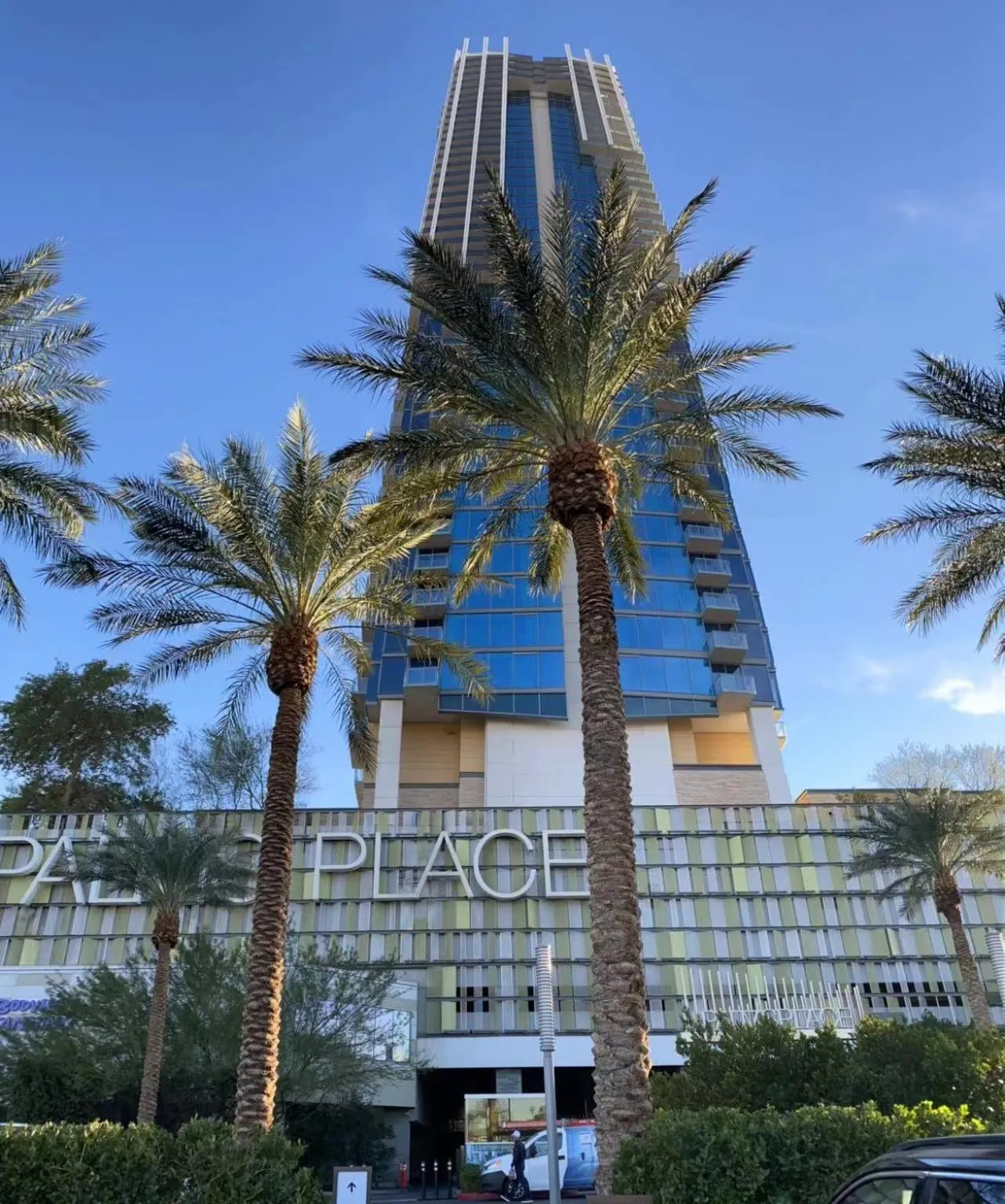 Private Luxury Panoramic Suite at Palms Place