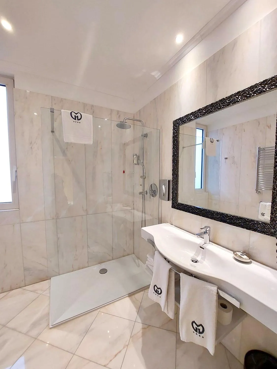 Shower in Hotel San Pietro