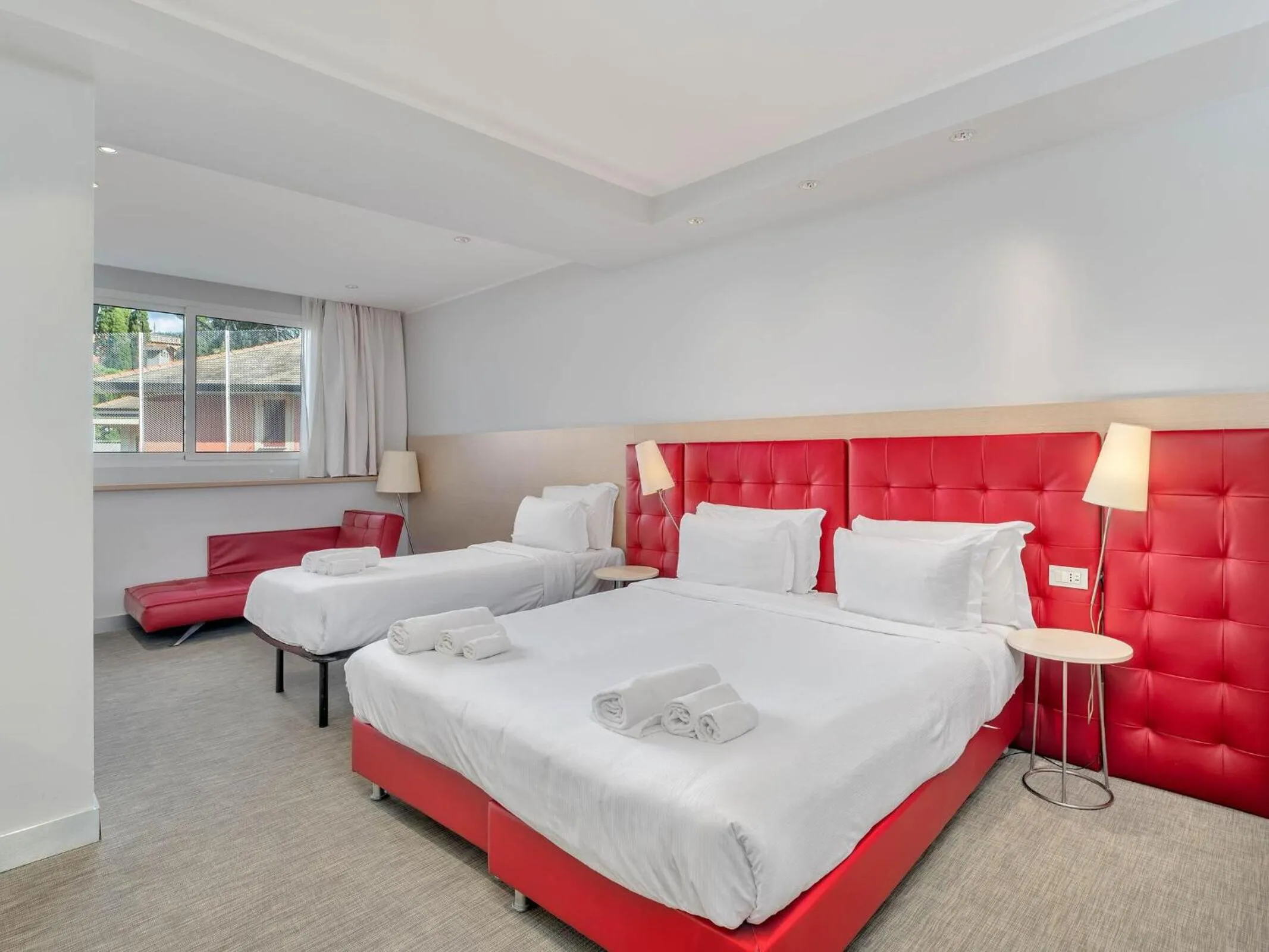 Photo of the whole room, Bed in B&B Hotels Park Hotel Suisse Santa Margherita Ligure