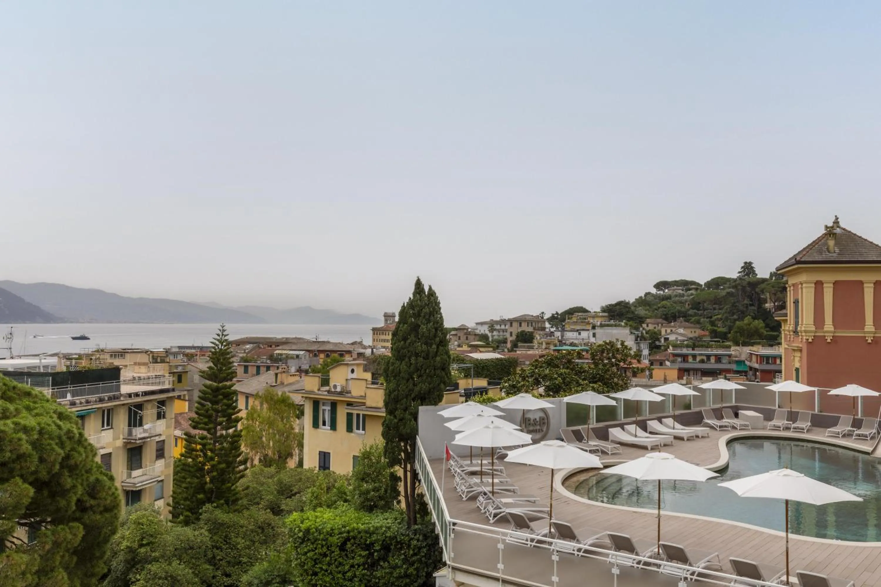 Property building in B&B Hotels Park Hotel Suisse Santa Margherita Ligure