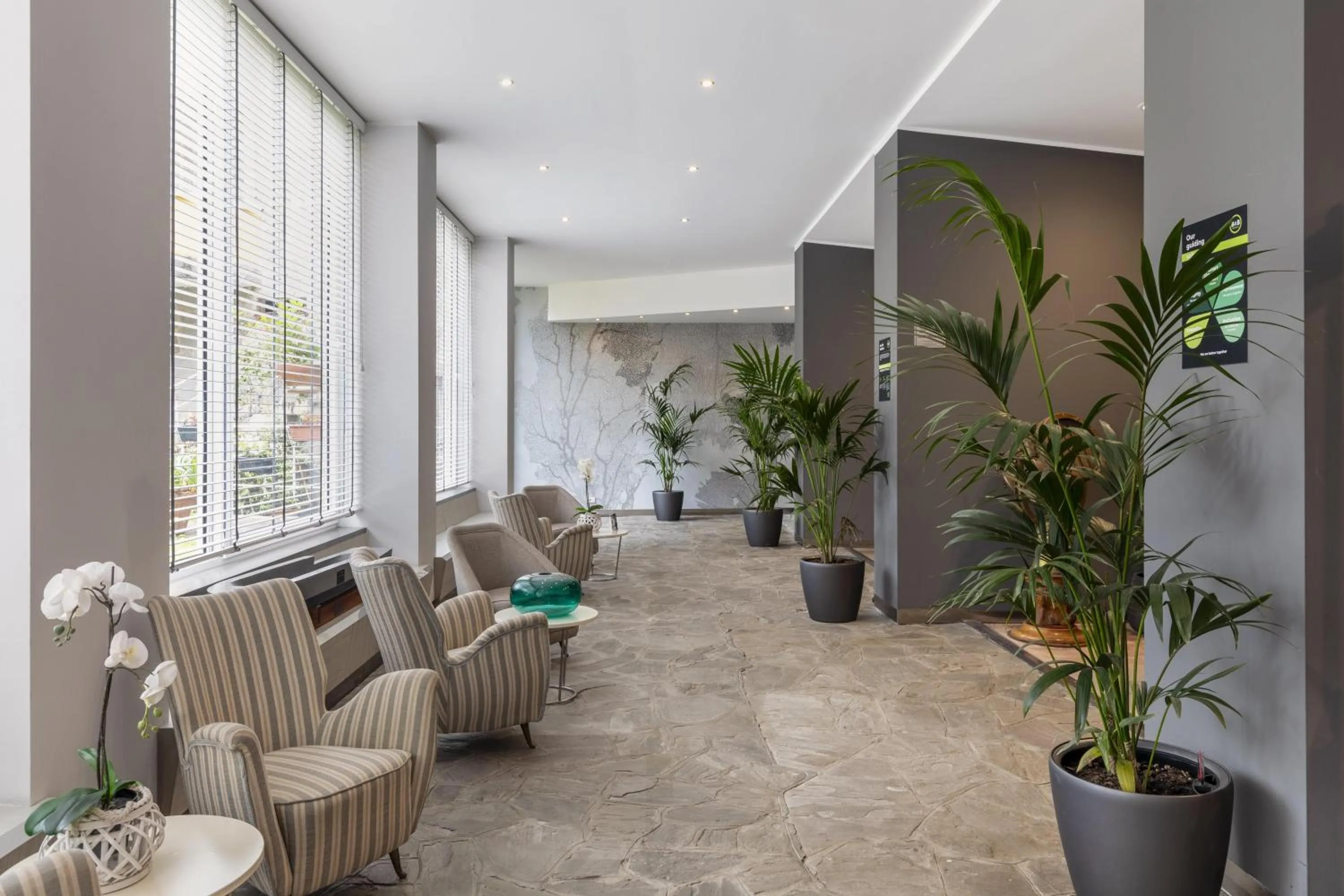 Lobby or reception in B&B Hotels Park Hotel Suisse Santa Margherita Ligure