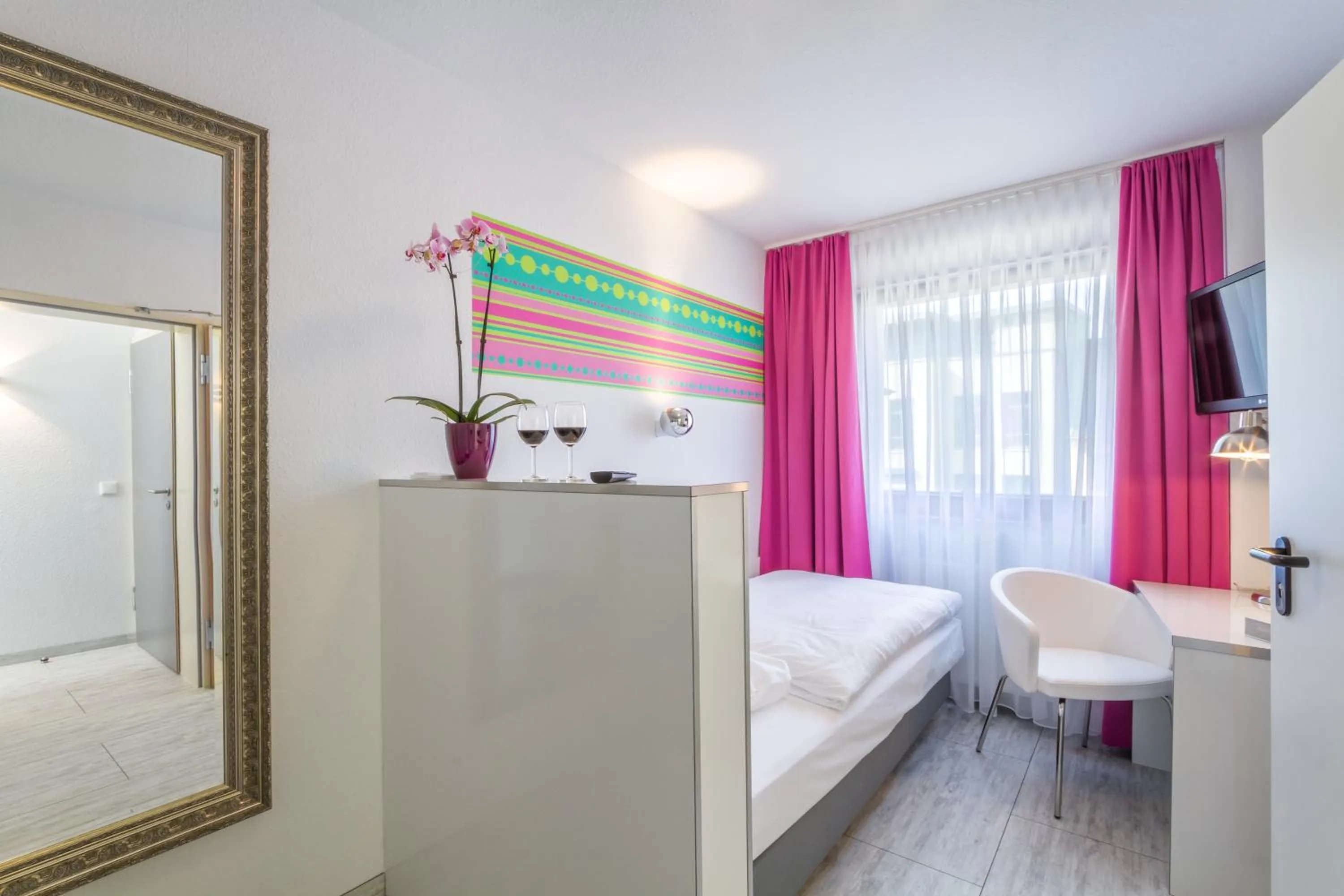 Day, Bed in Hotel l'adresse garni