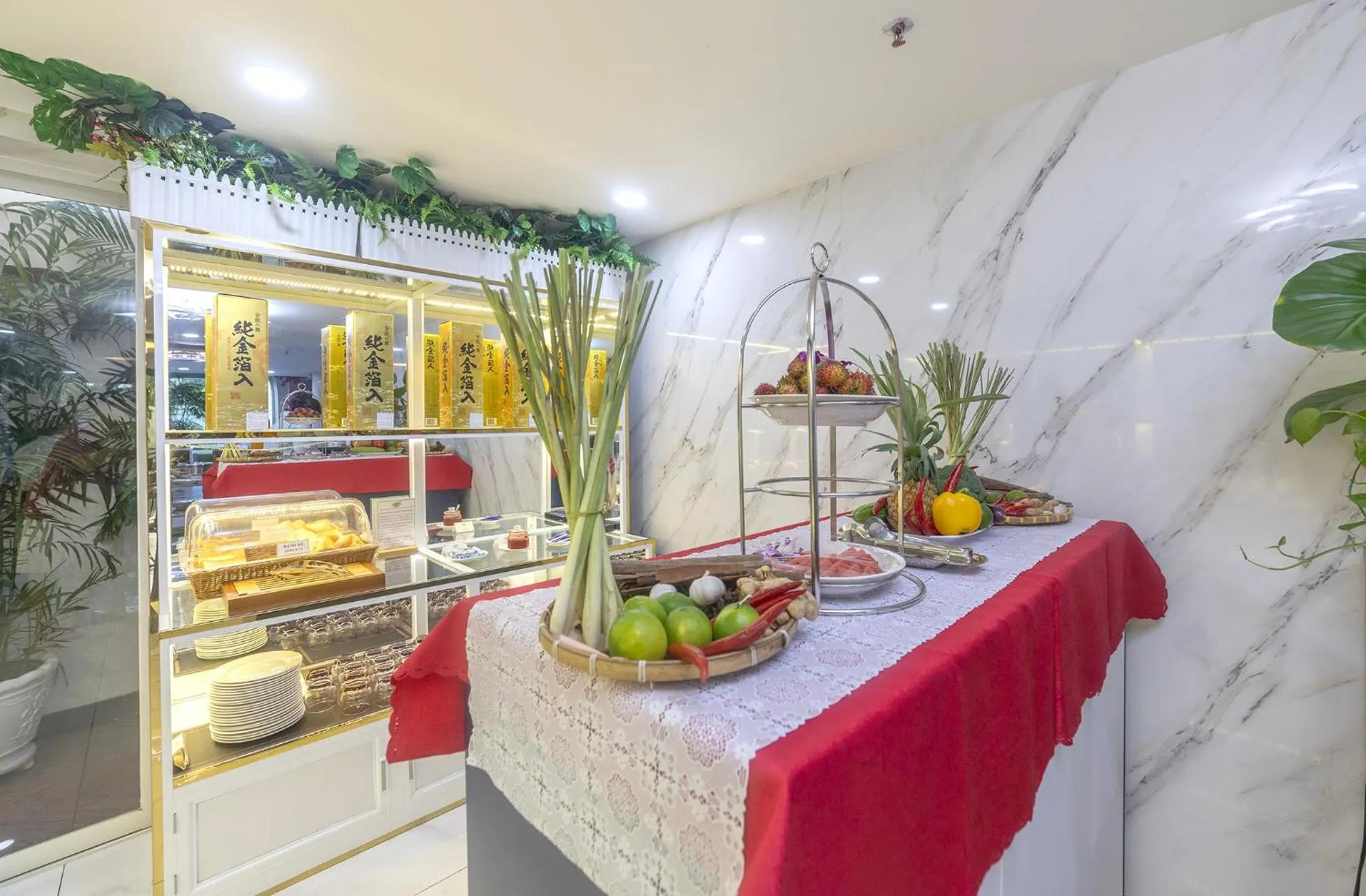 Breakfast in Tiffany Hotel & Restaurant