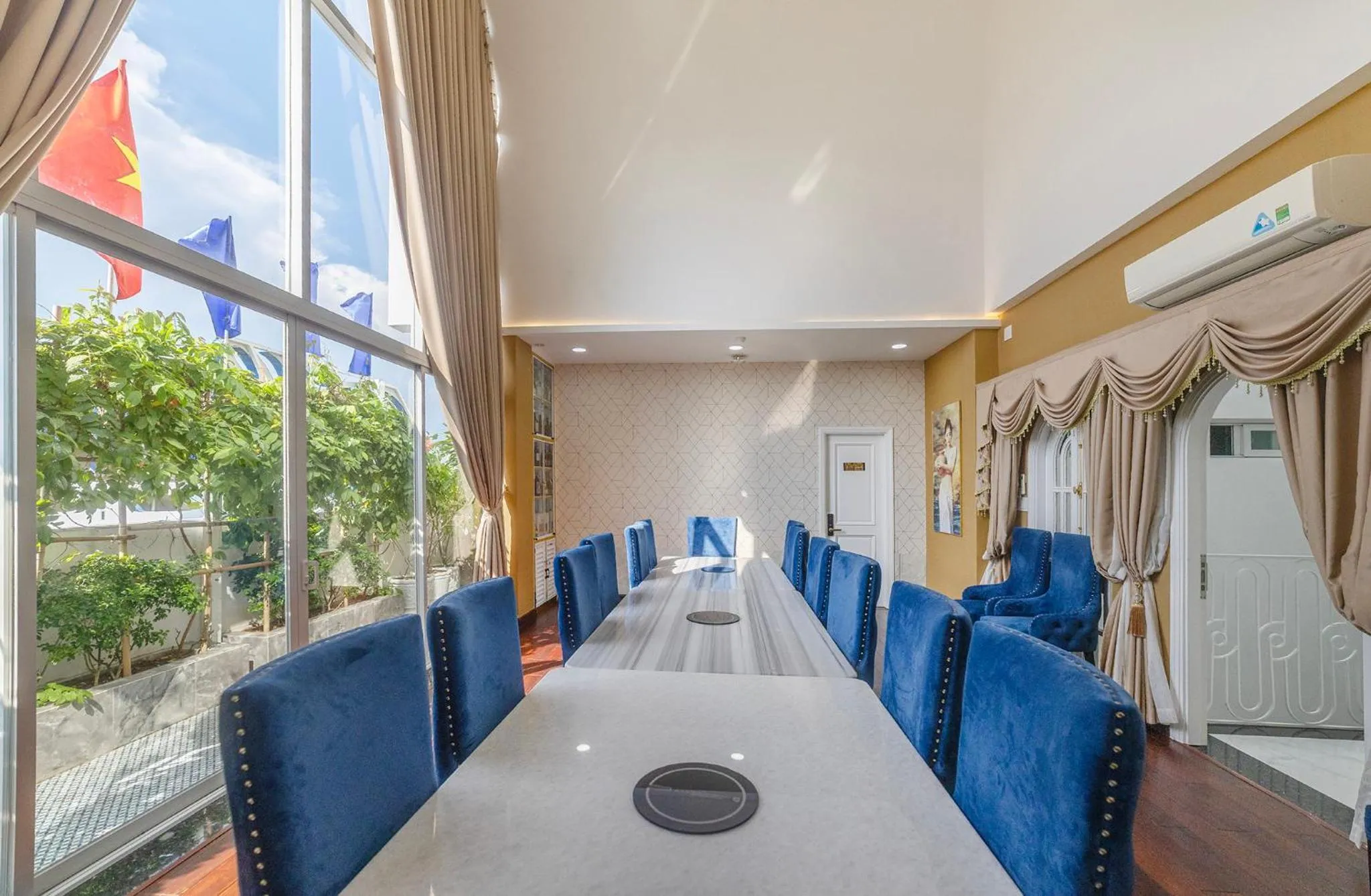 Meeting/conference room in Tiffany Hotel & Restaurant