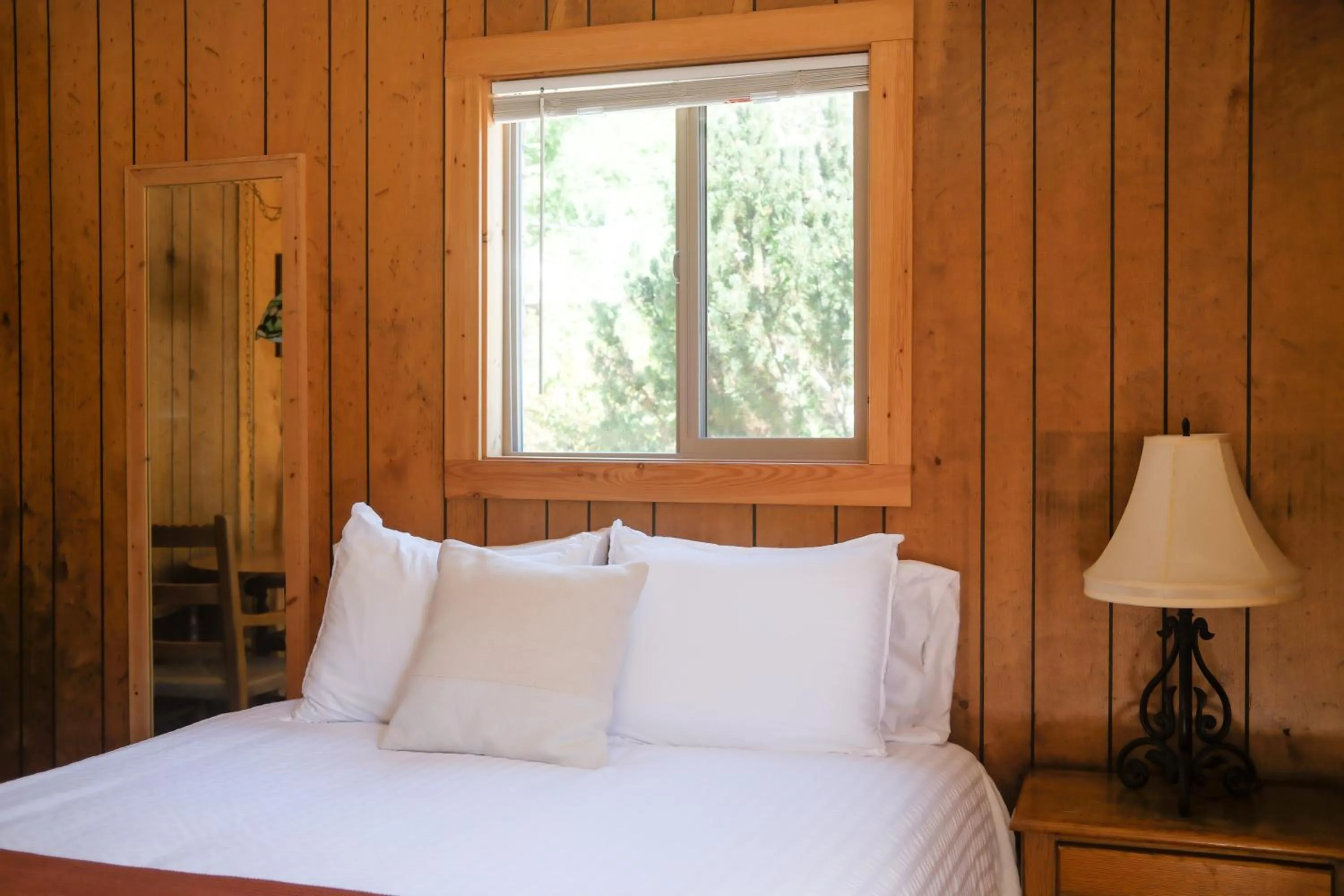 Bed in Rocky Mountain Inn