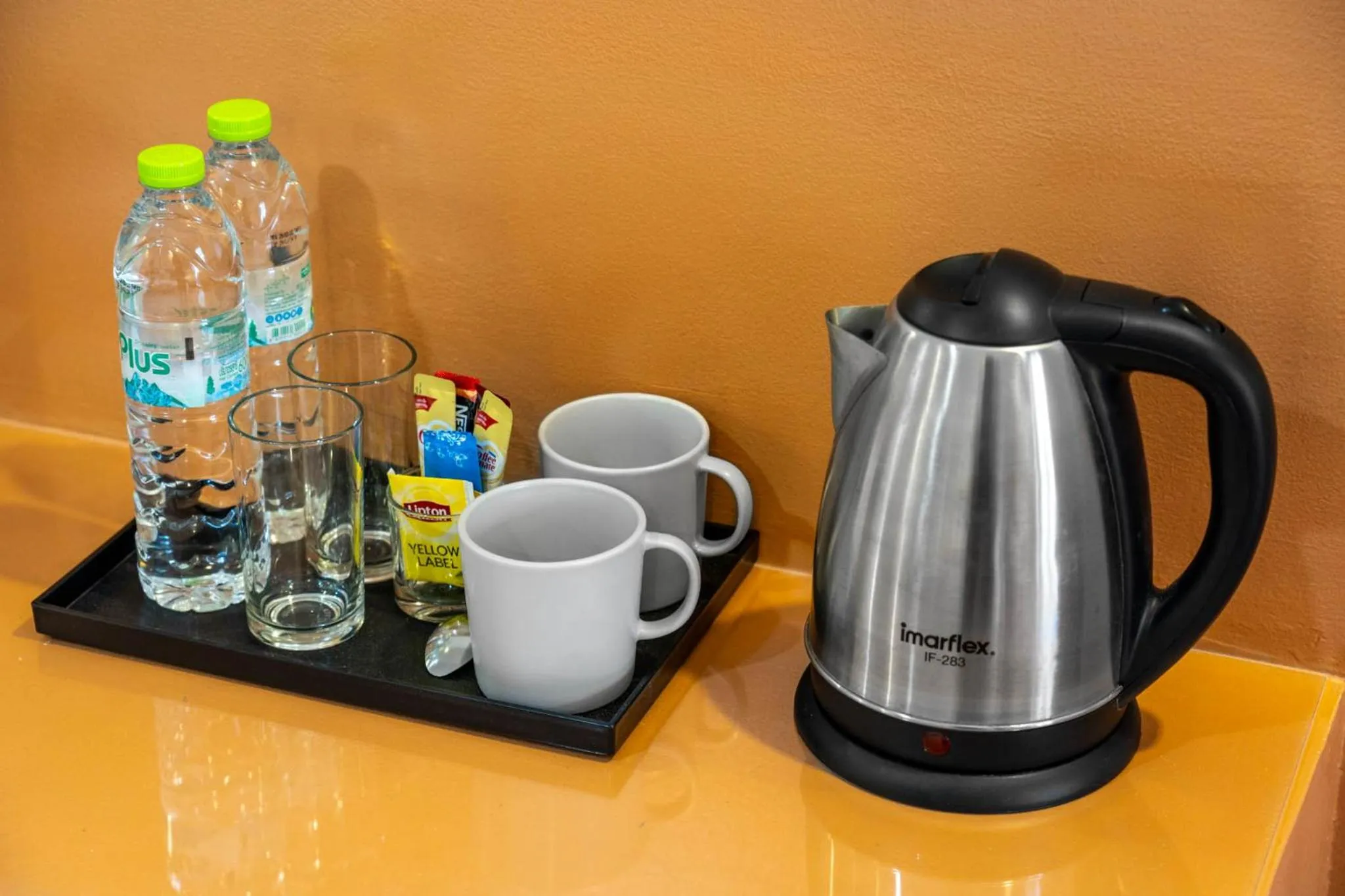 Coffee/tea facilities in The Ram Hotel