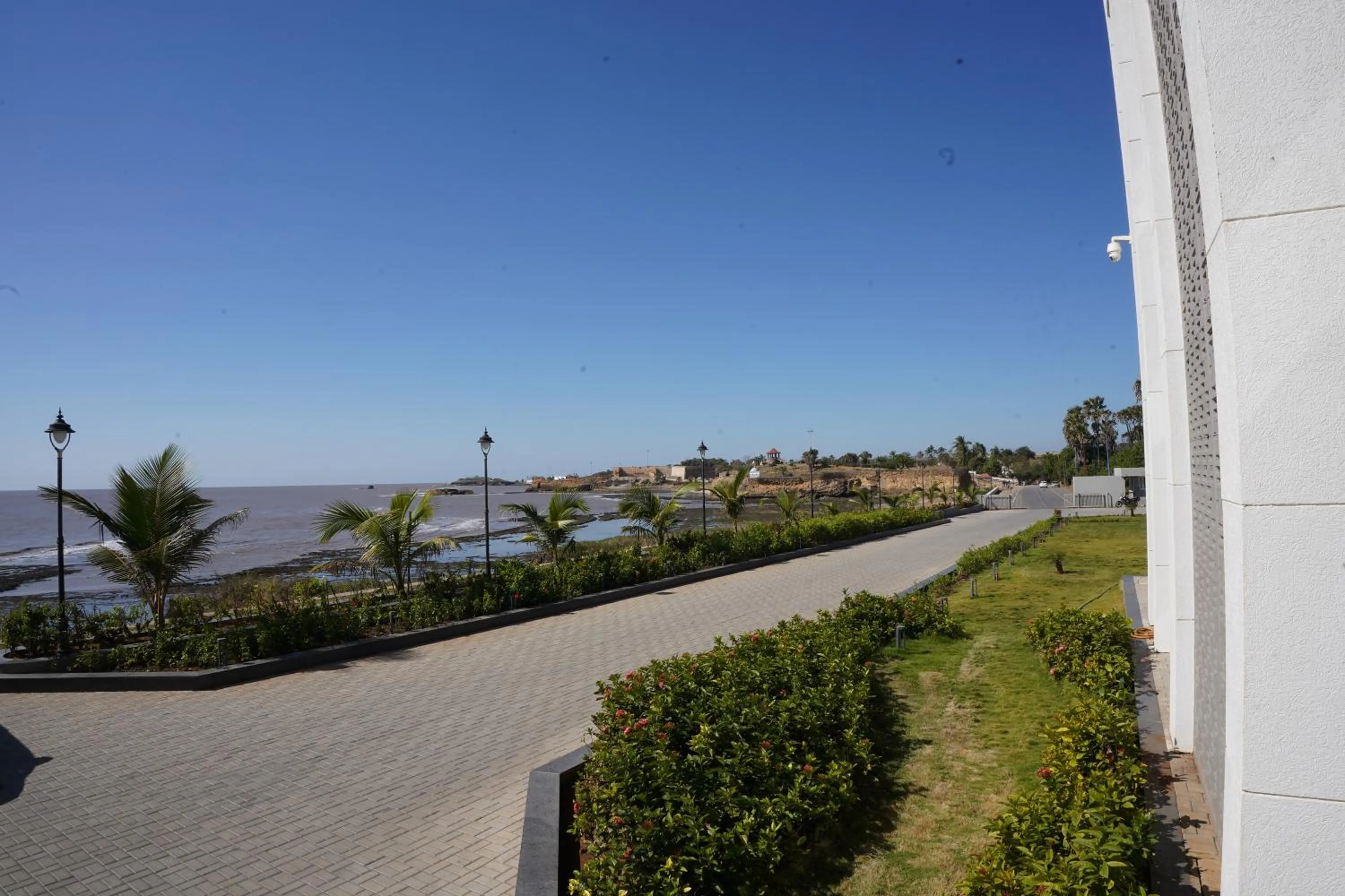 Day in Ginger Diu, Jalandhar Beach