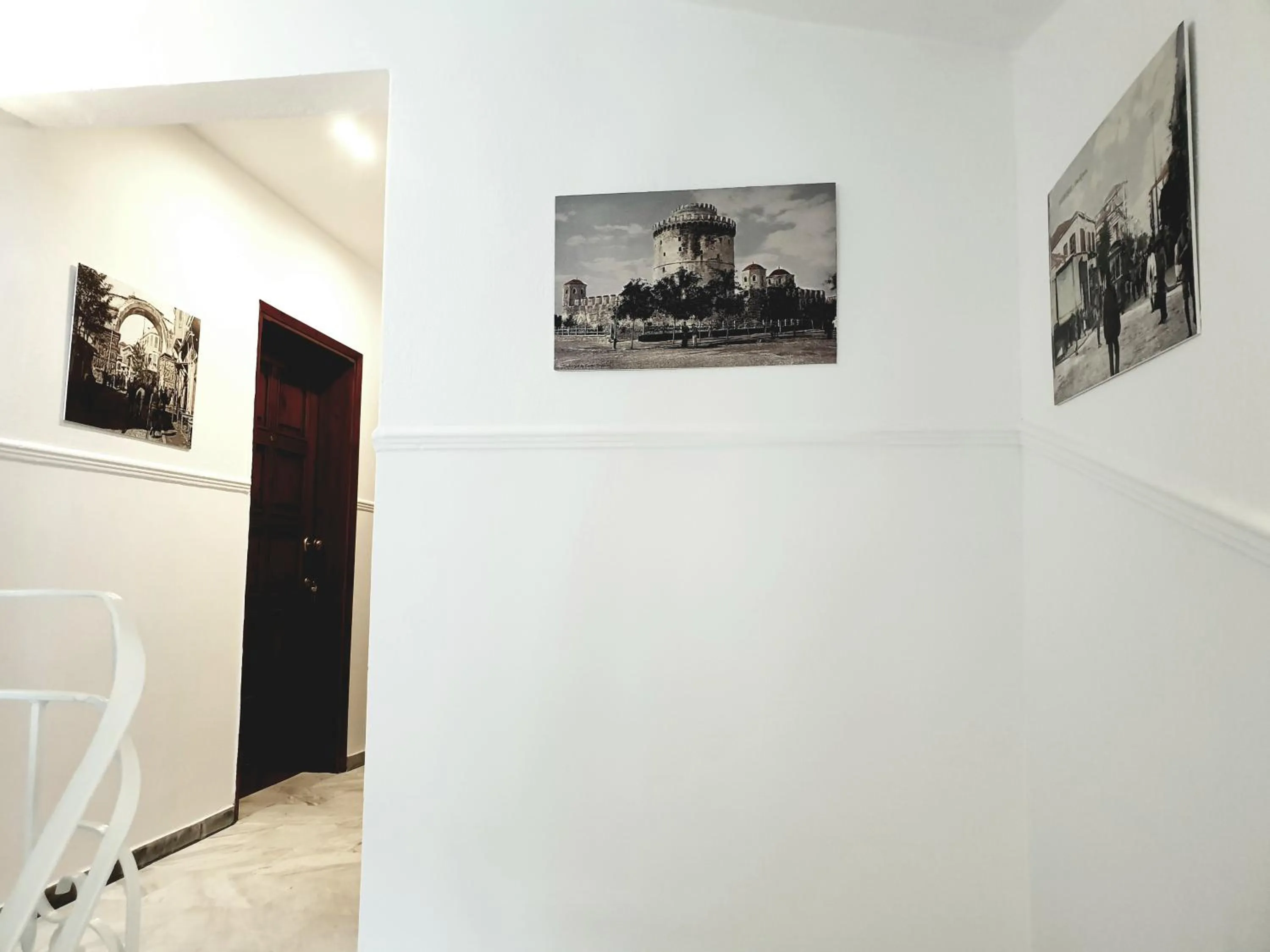 Decorative detail in Eantos Studios and Suites