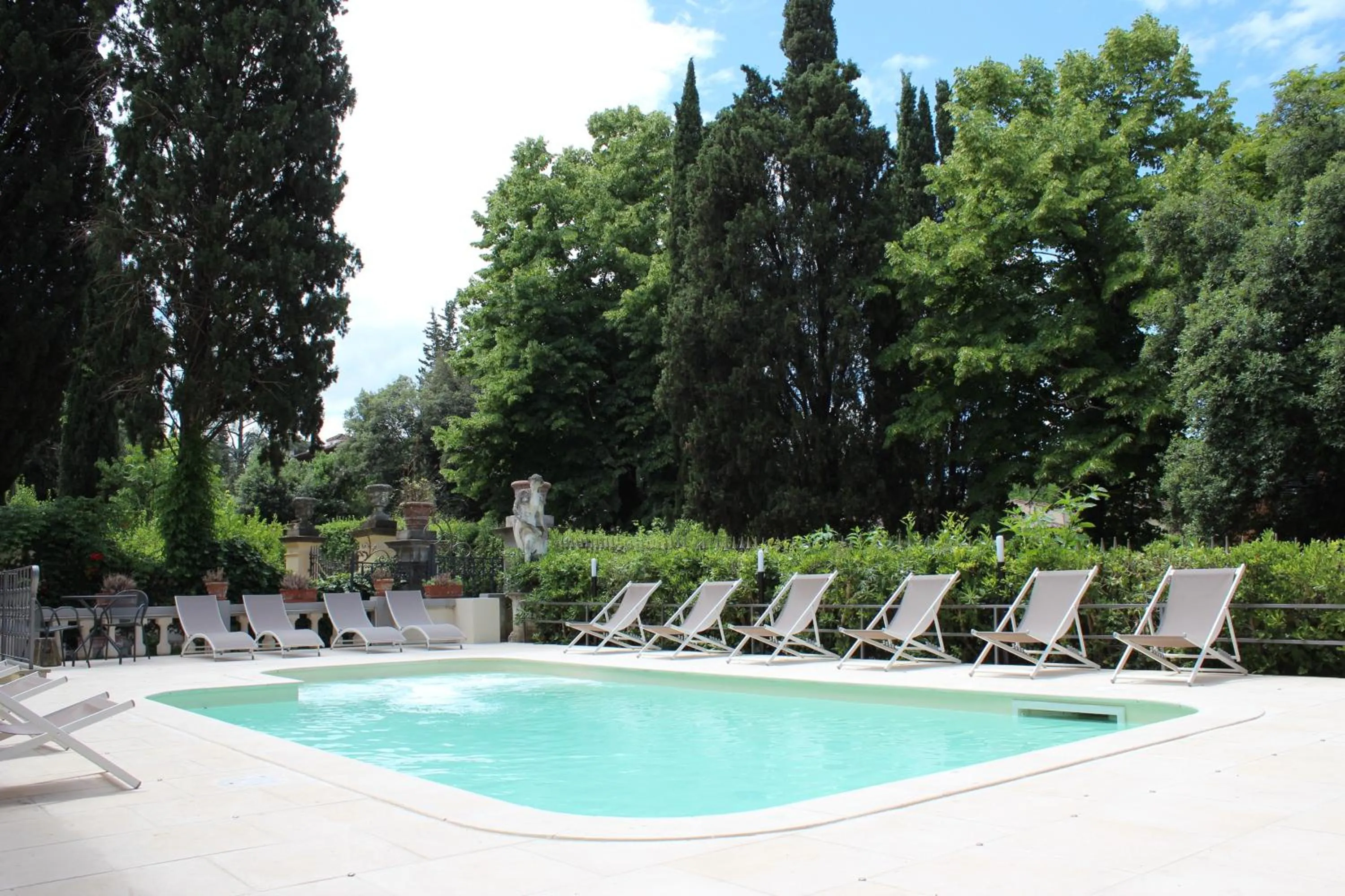 Swimming pool in Hotel Villa Carlotta