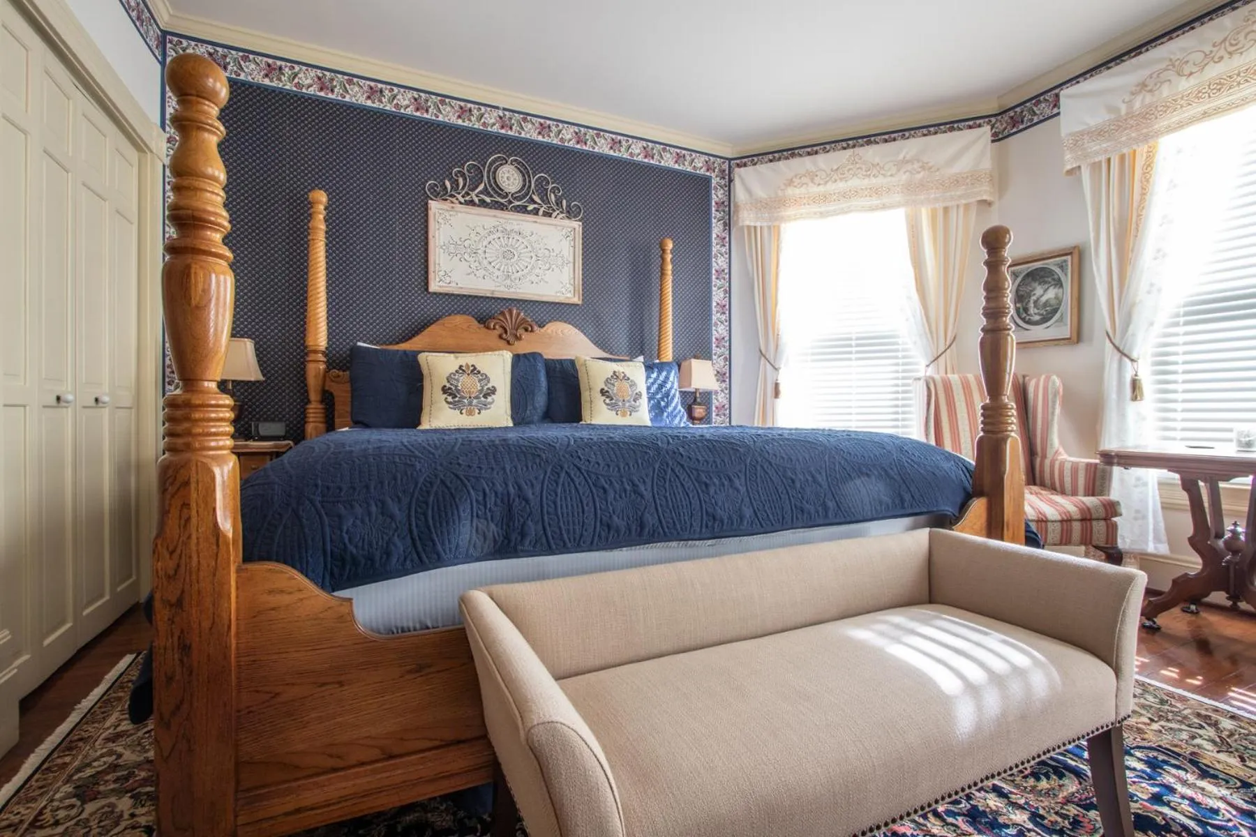 The Oaks Victorian Inn