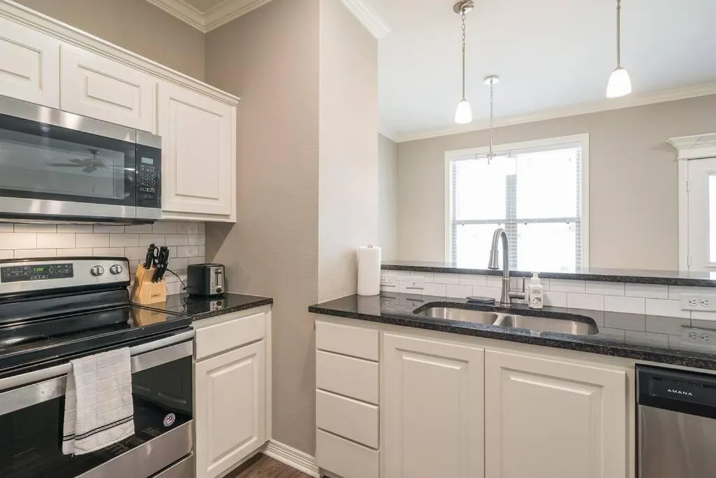 Home sweet home- great access to hospitals and everything