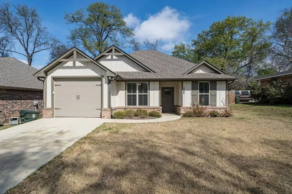 Home sweet home- great access to hospitals and everything Home sweet home- great access to hospitals and everything