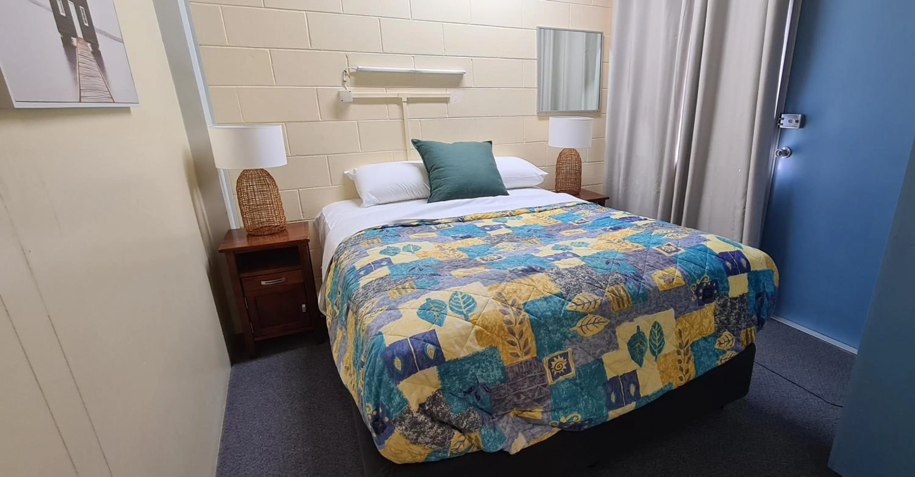 Bedroom, Bed in Emthree Seaside Apartments