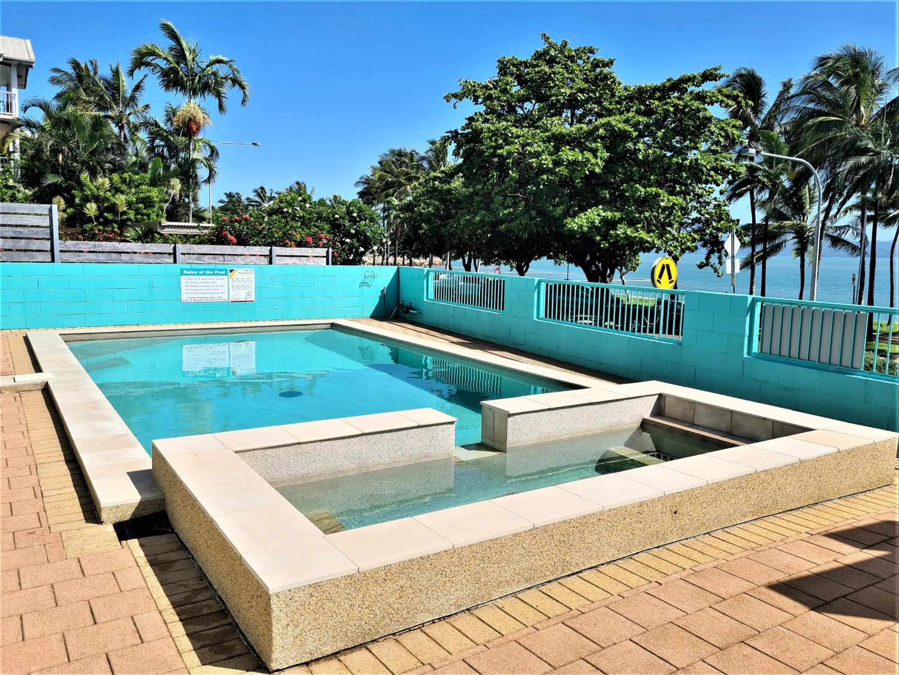 Swimming pool in Emthree Seaside Apartments