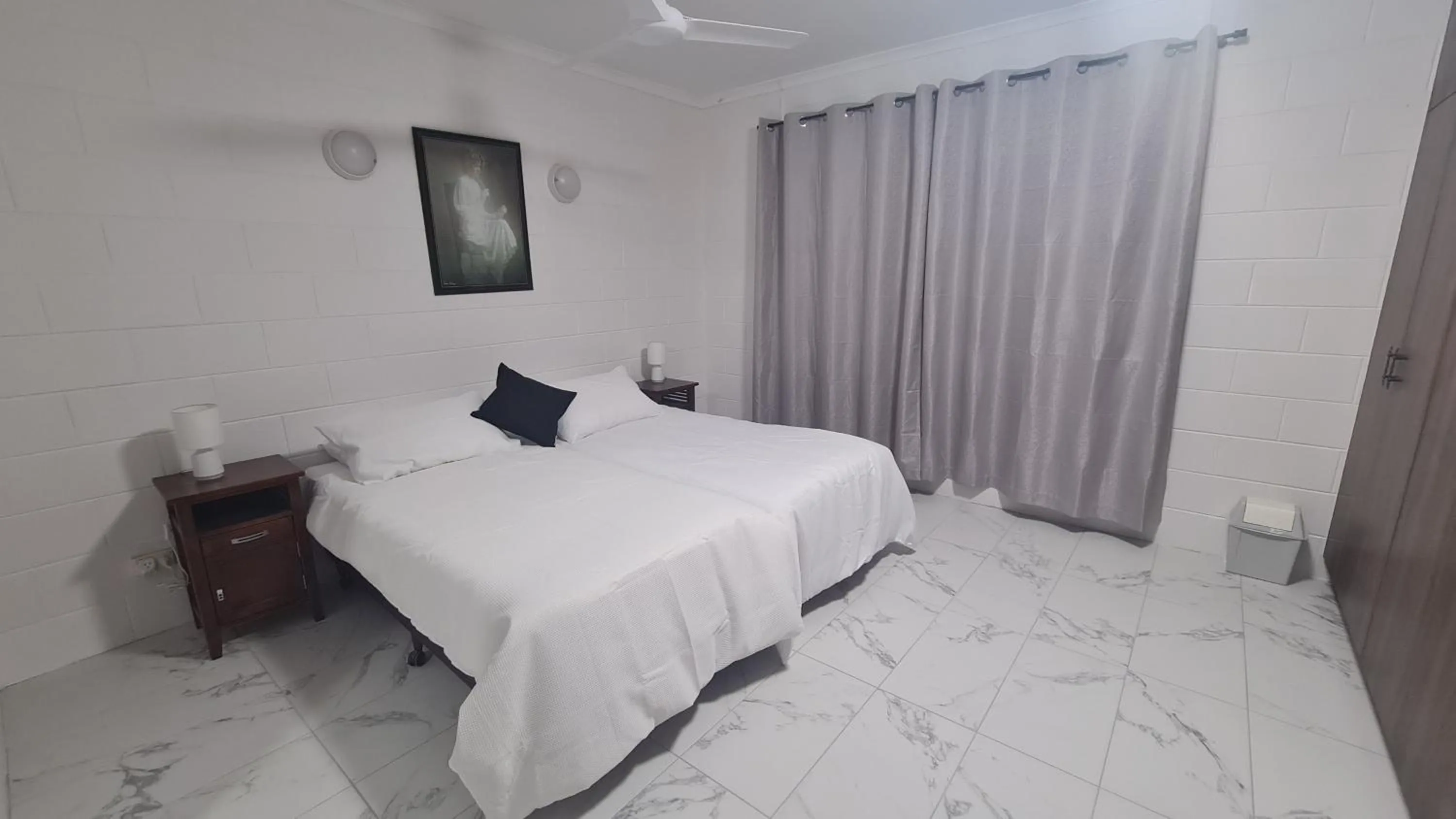 Bedroom, Bed in Emthree Seaside Apartments