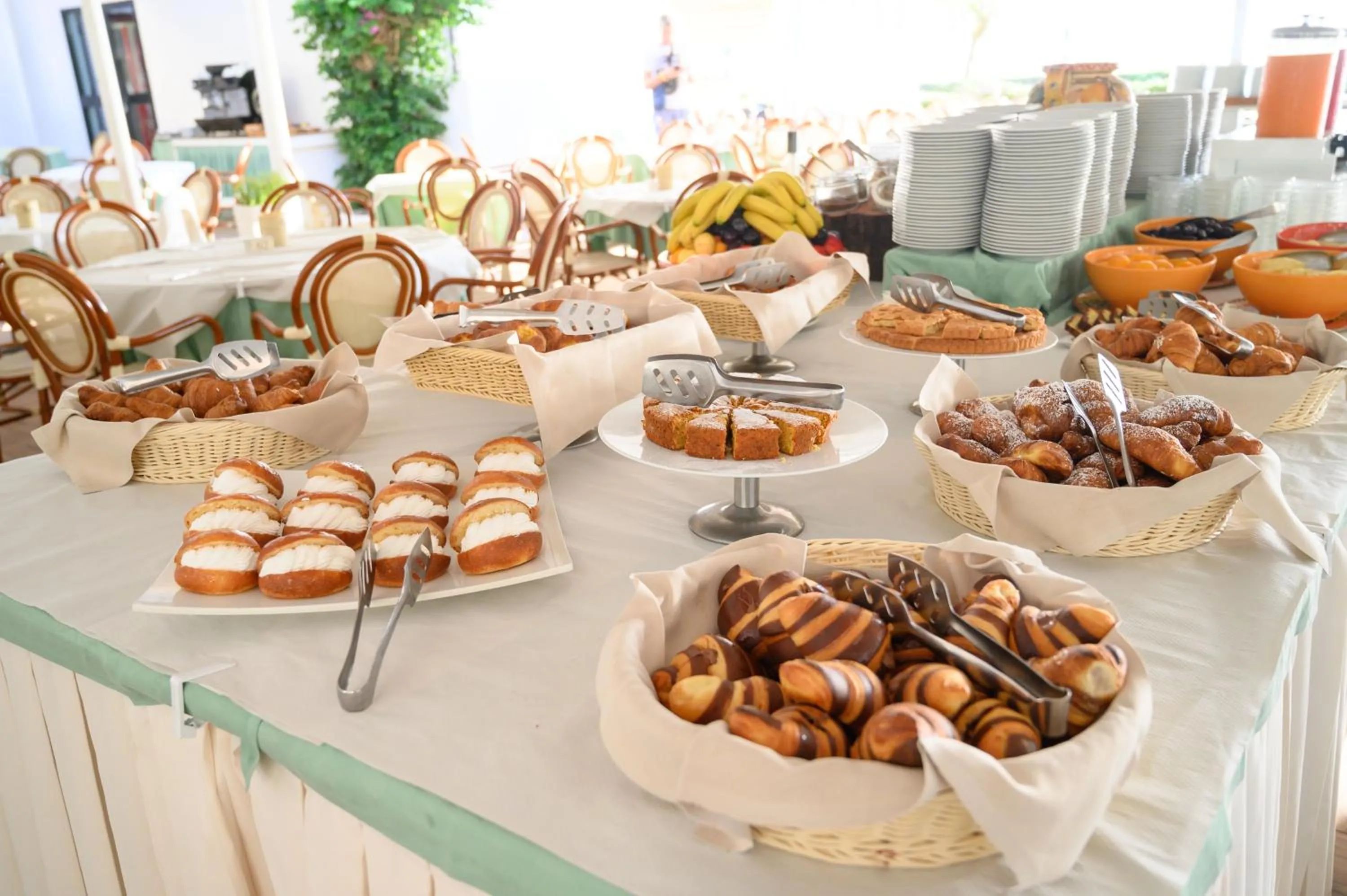 Food and drinks in Hotel Le Acacie