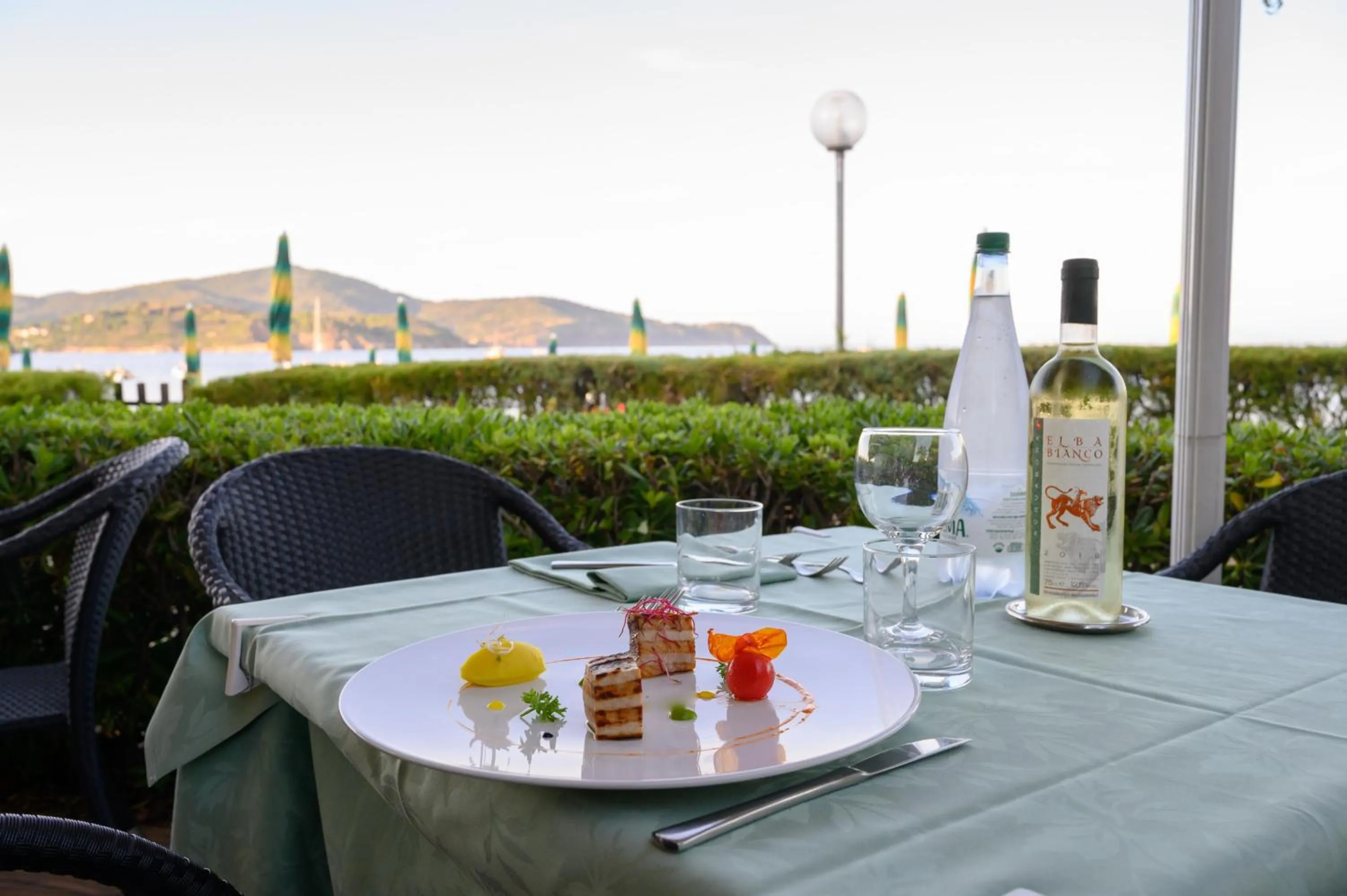 Food and drinks in Hotel Le Acacie