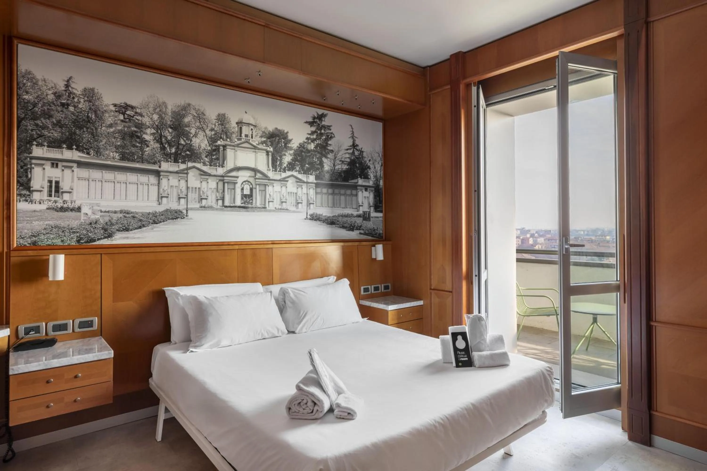 Photo of the whole room, Bed in B&B Hotel Modena