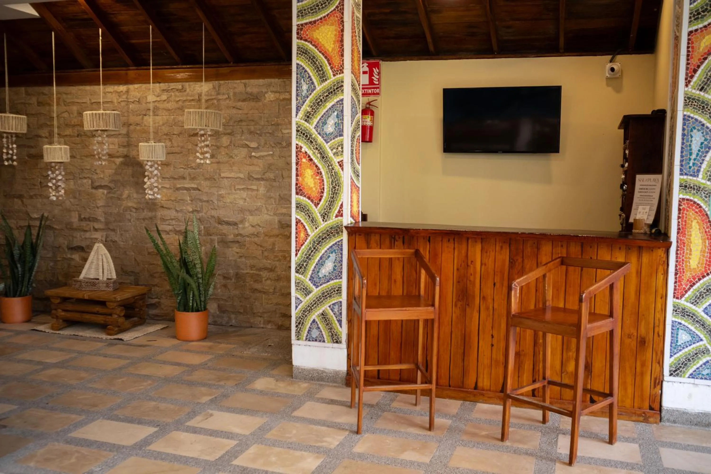 Lobby or reception in Hotel Sol y Playa Montañita