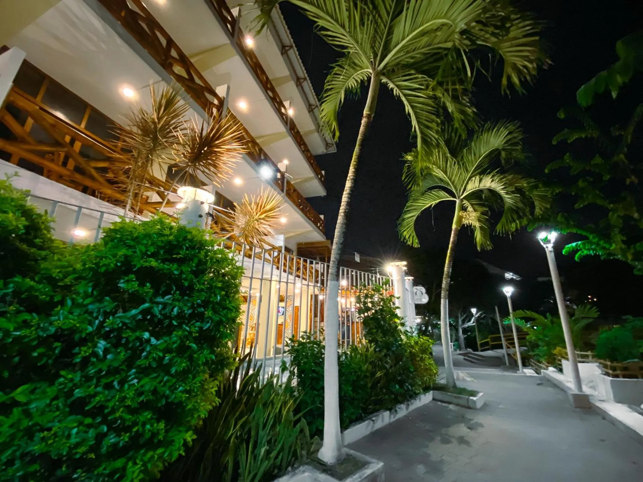 Property building in Hotel Sol y Playa Montañita