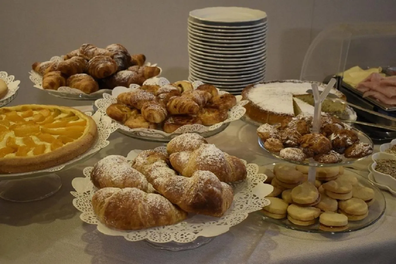 Continental breakfast in Hotel Lidò