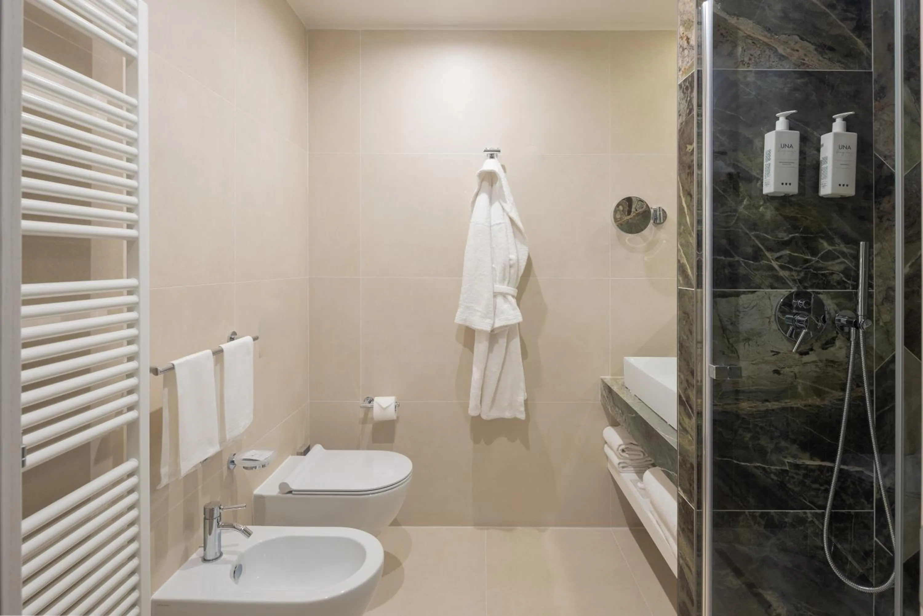 Bathroom in UNAWAY Hotel Forte Dei Marmi