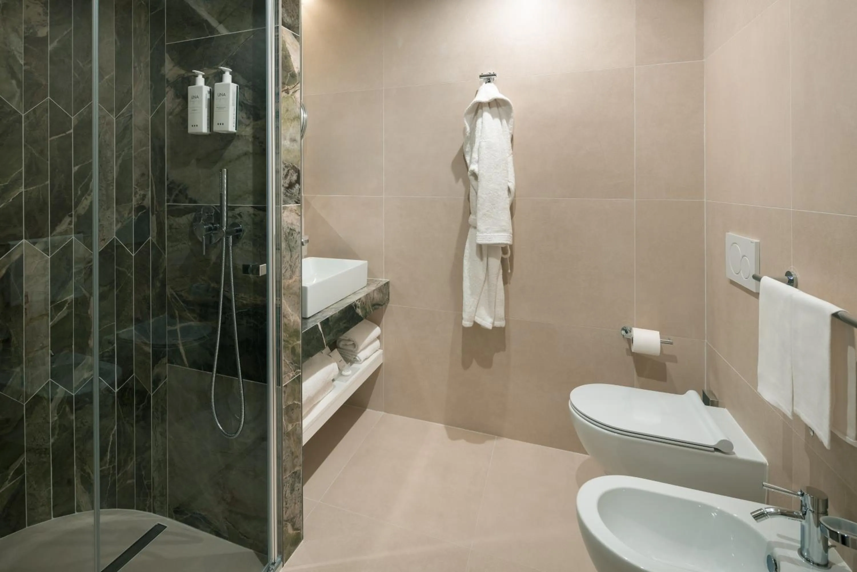 Bathroom in UNAWAY Hotel Forte Dei Marmi