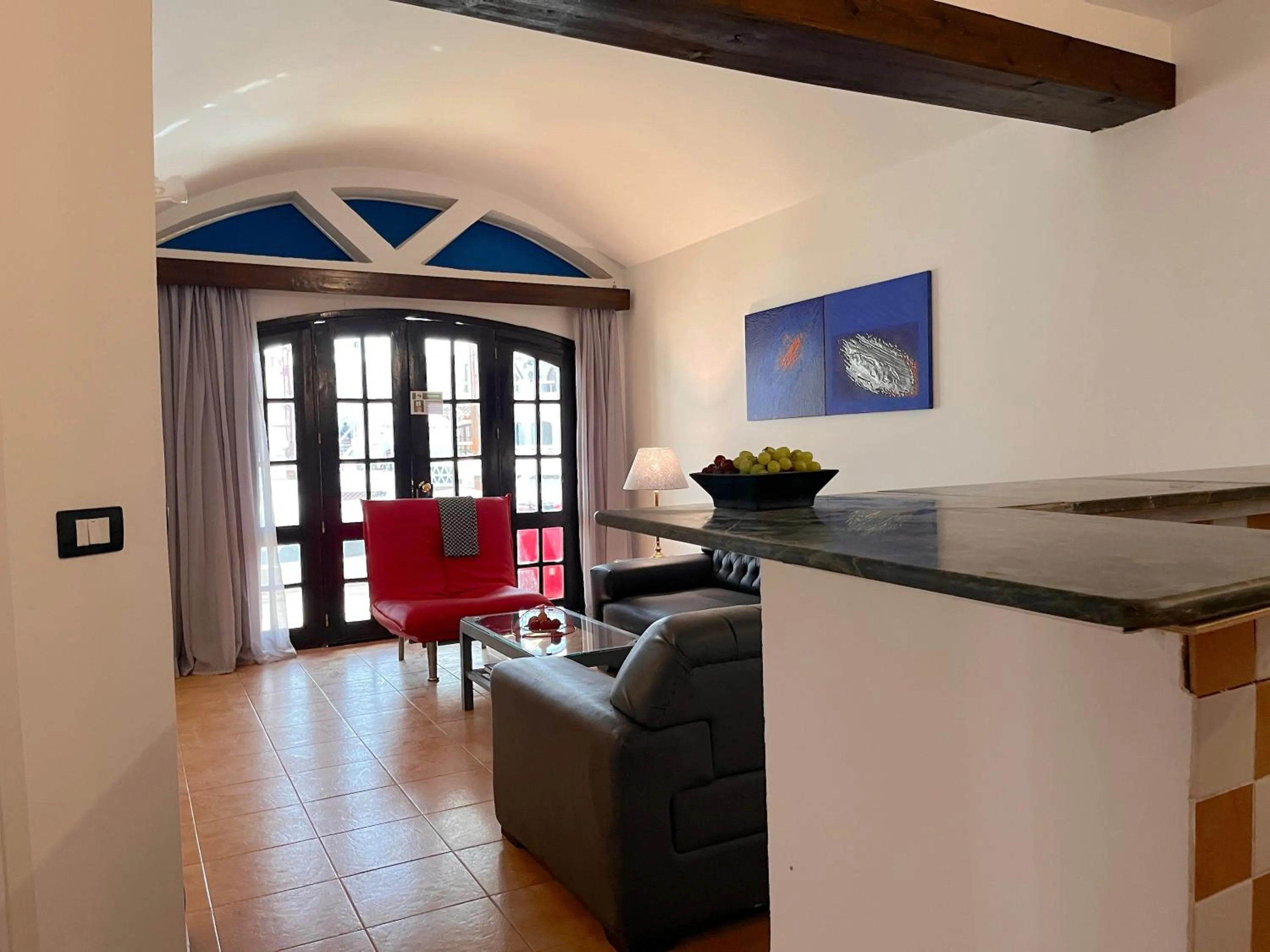 Living room in Sanafir Hotel - El Pacha Suites Sharm - Adults Only