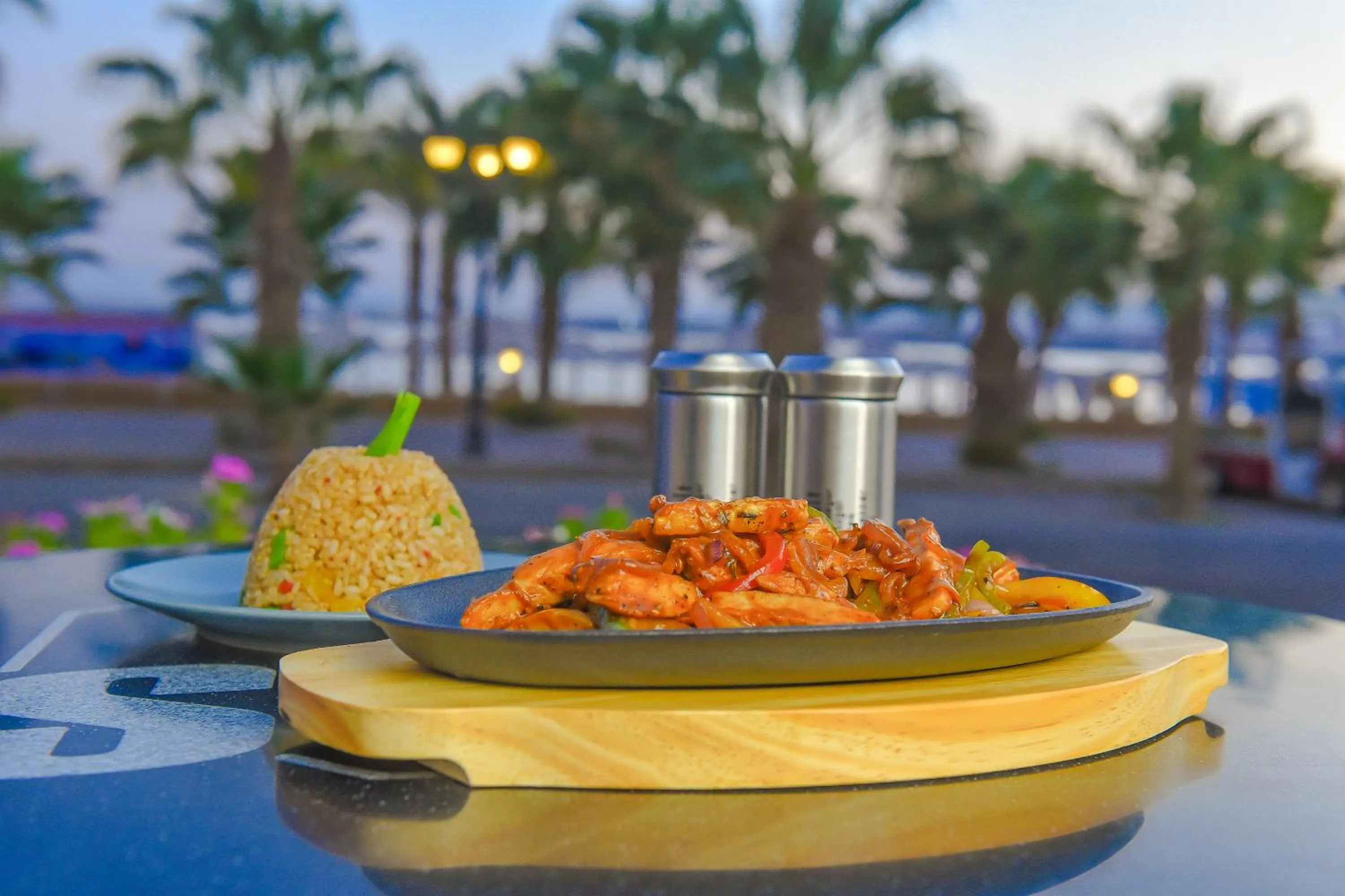 Food and drinks in Sanafir Hotel - El Pacha Suites Sharm - Adults Only