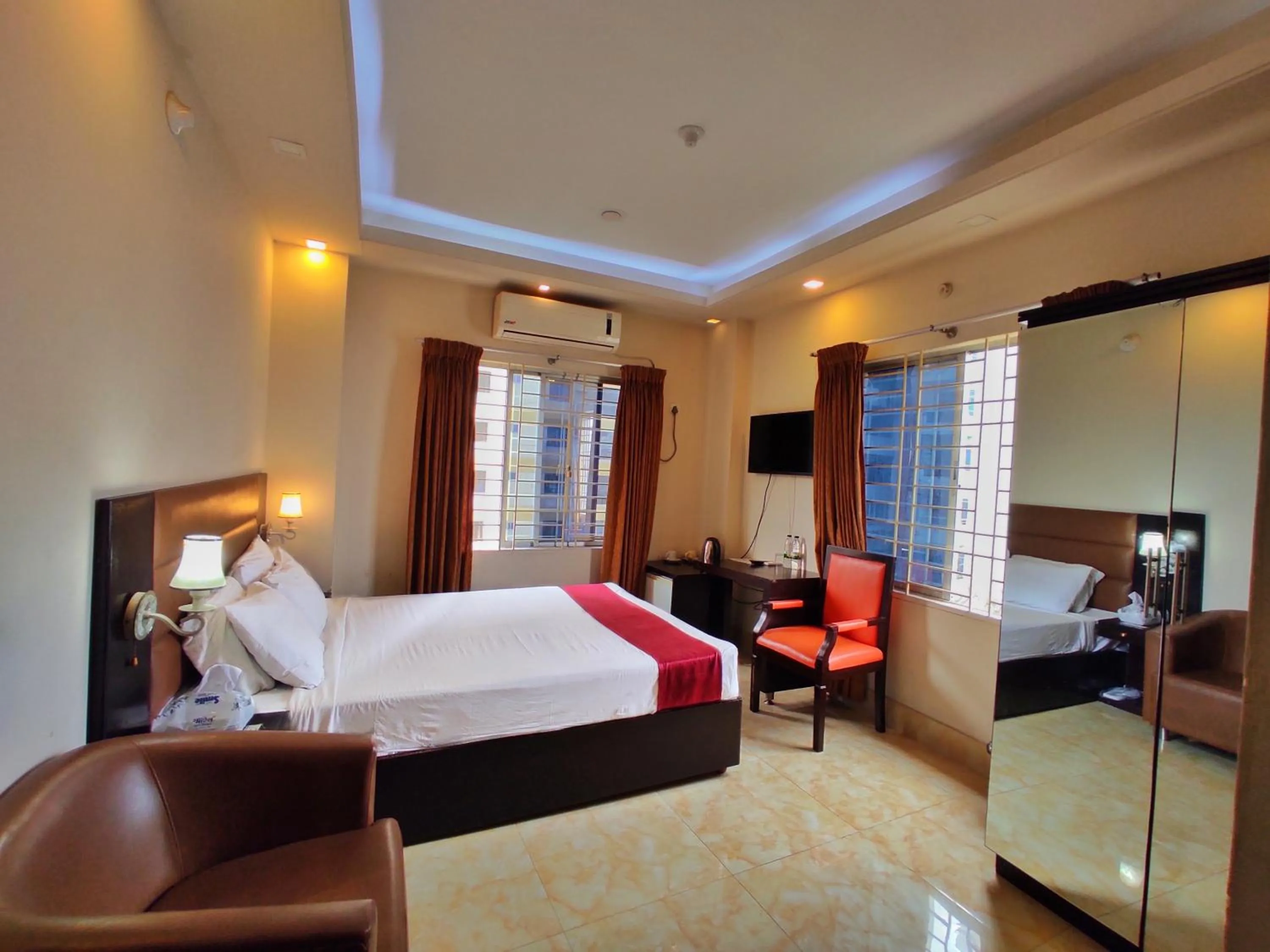 Bed in Hotel Gulshan Lake View