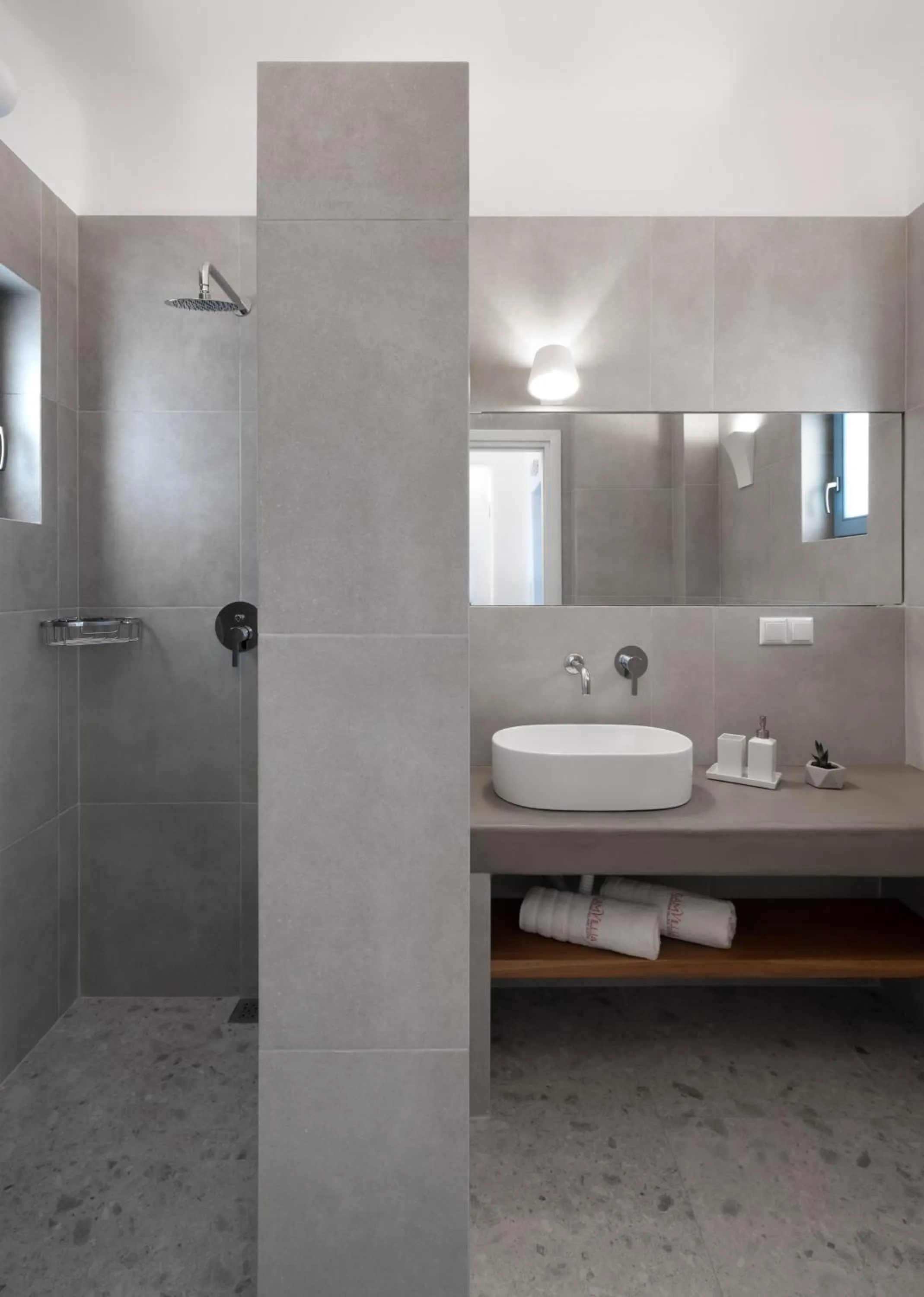 Bathroom in Camvillia Donoussa Village Suites