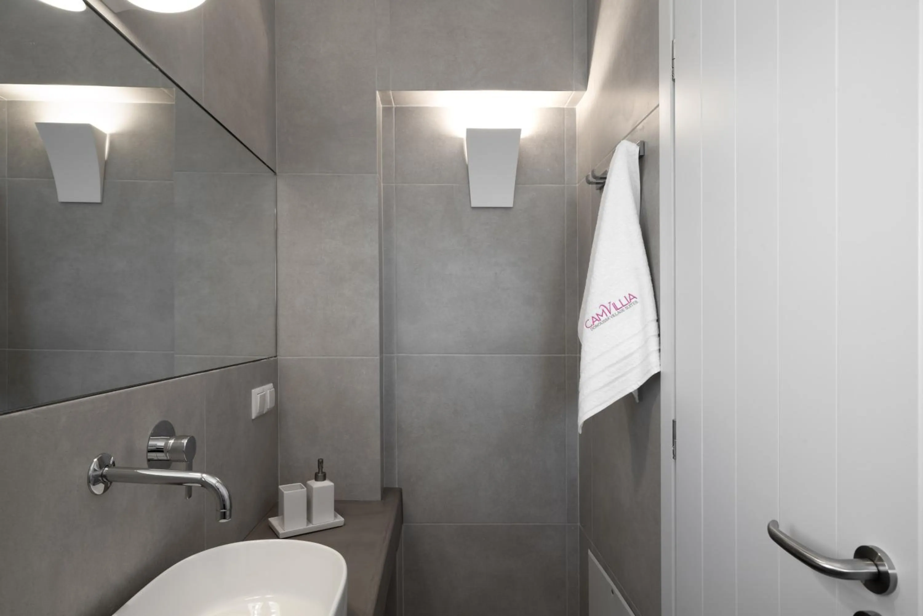 Bathroom in Camvillia Donoussa Village Suites