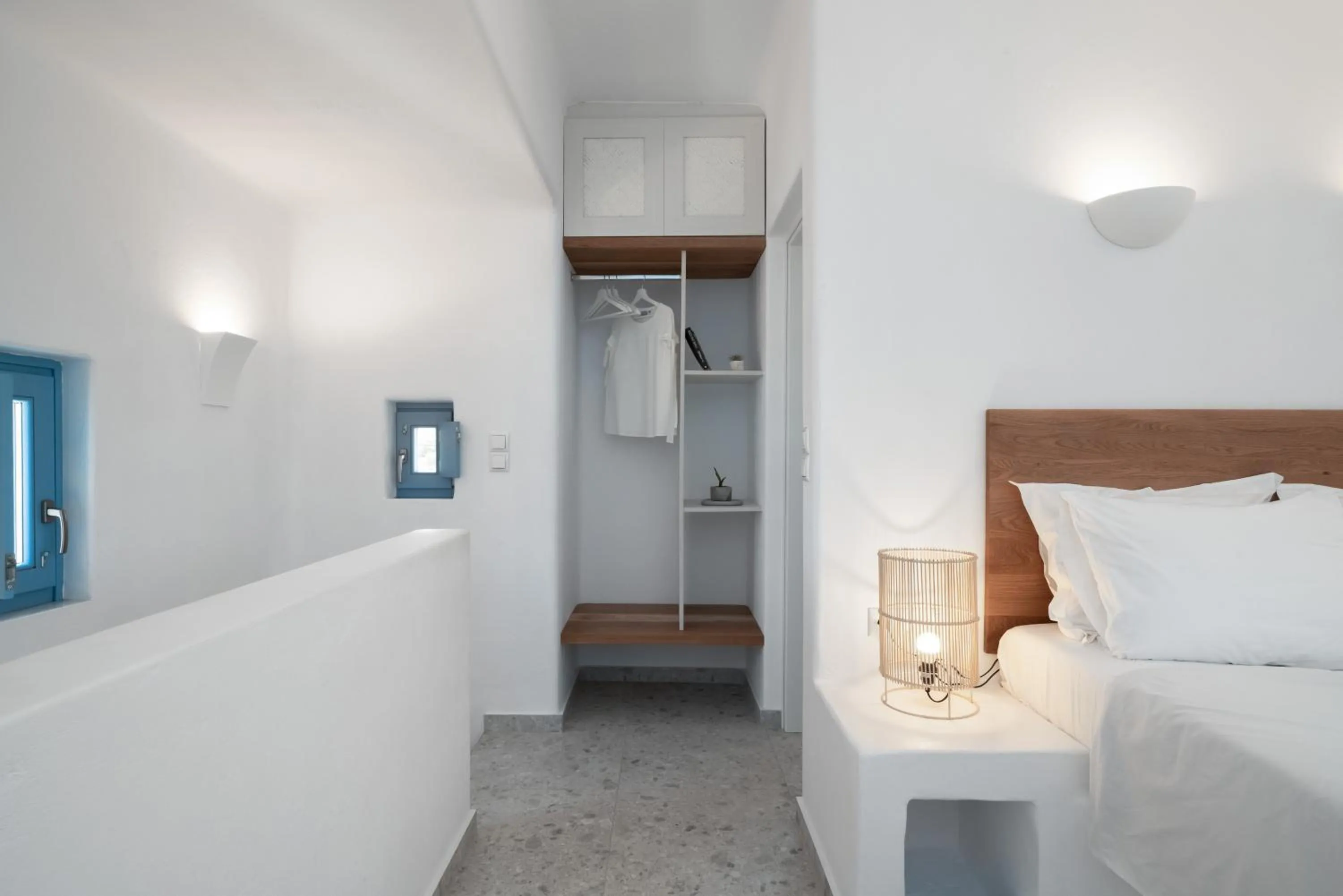 wardrobe, Bed in Camvillia Donoussa Village Suites