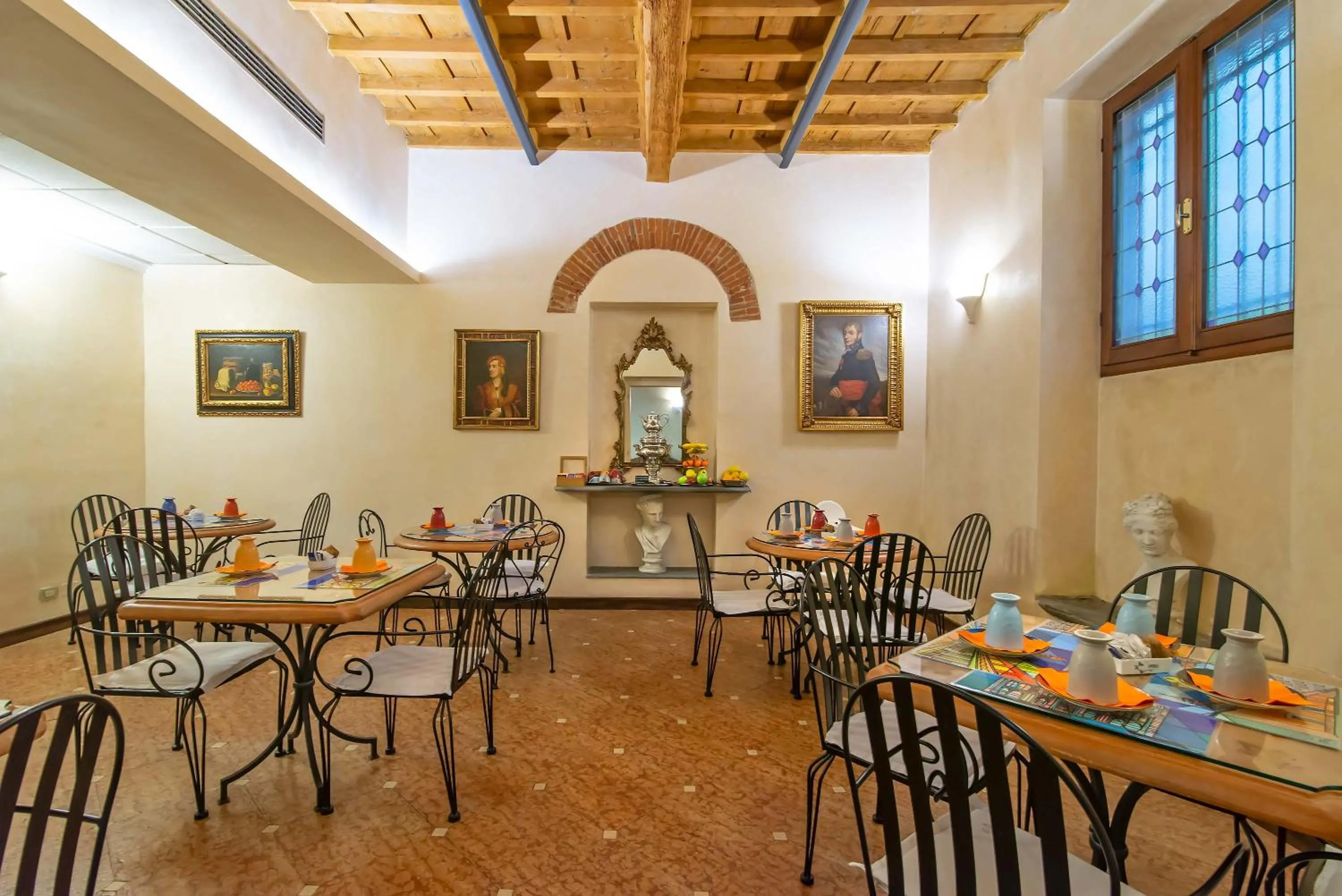 Breakfast in Hotel Porta Faenza