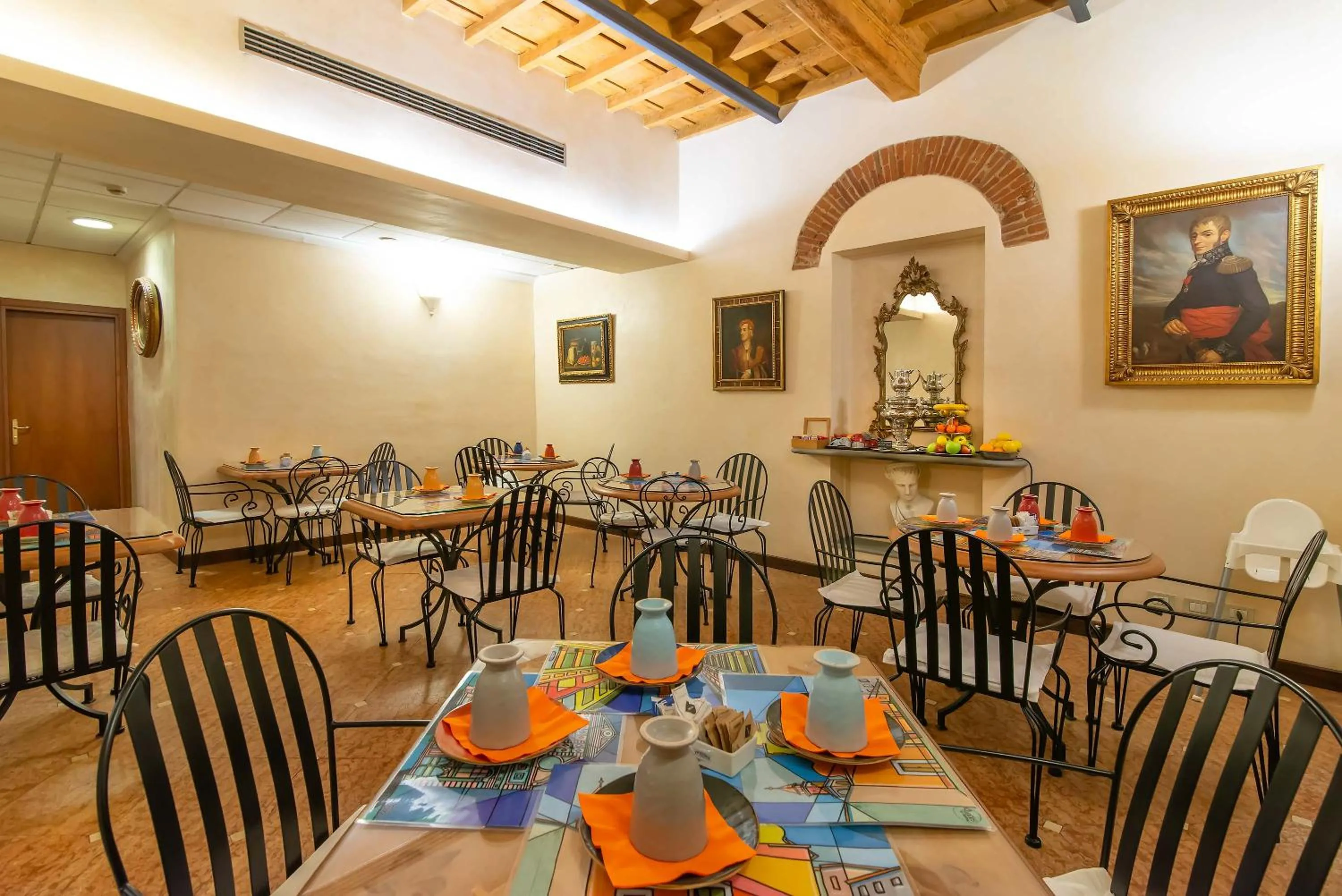 Breakfast in Hotel Porta Faenza