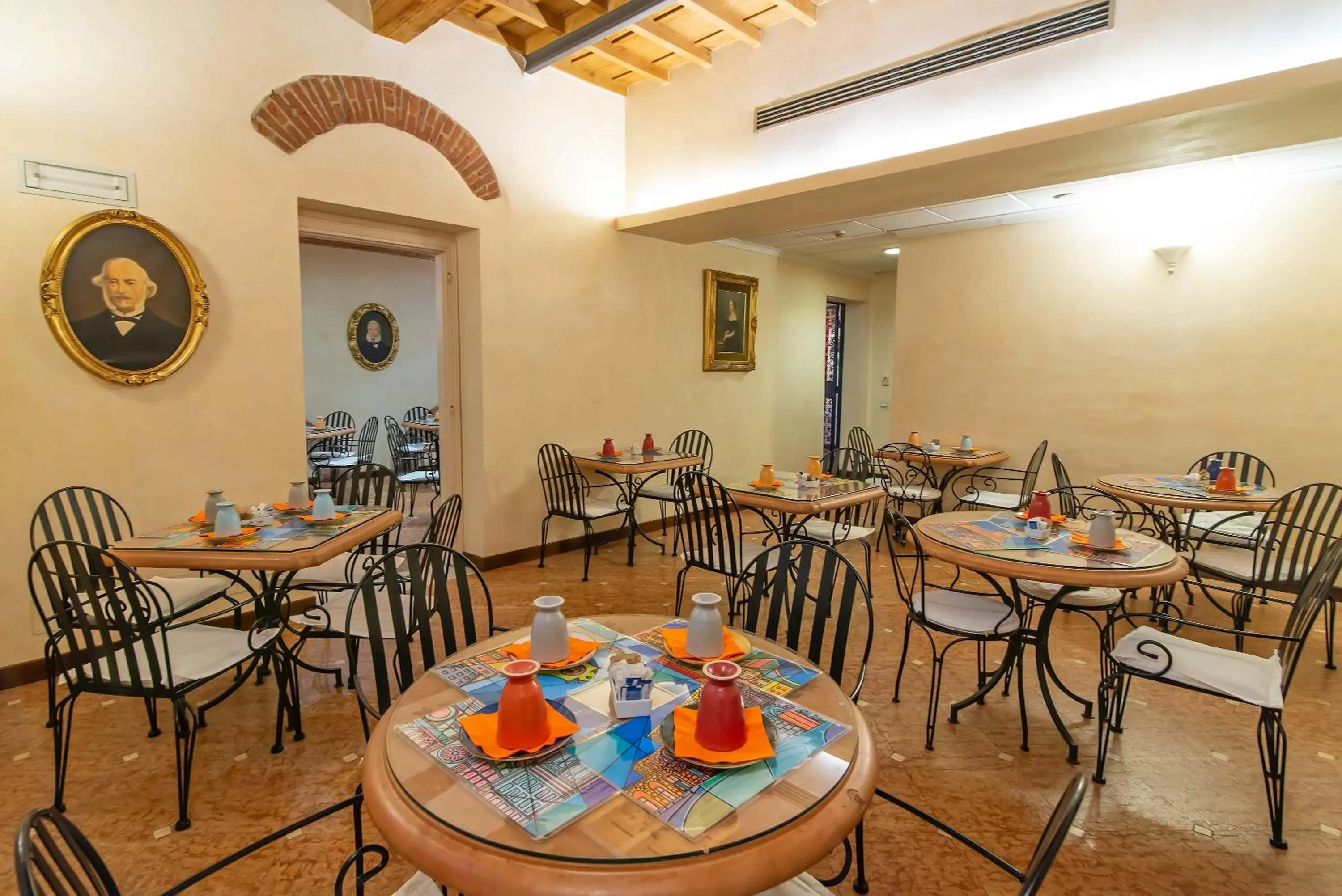 Breakfast in Hotel Porta Faenza