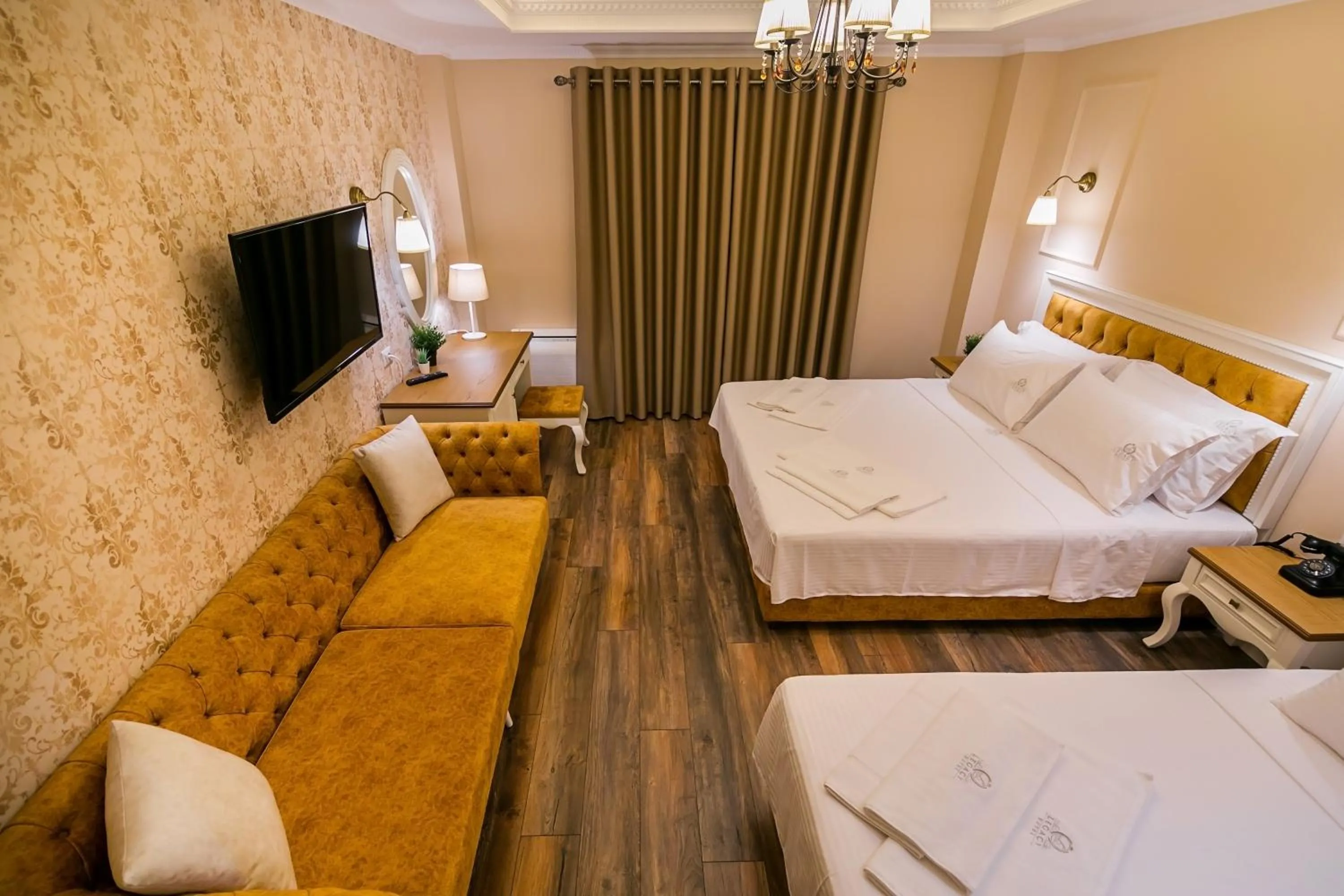 Photo of the whole room, Bed in Legacy Boutique Hotel