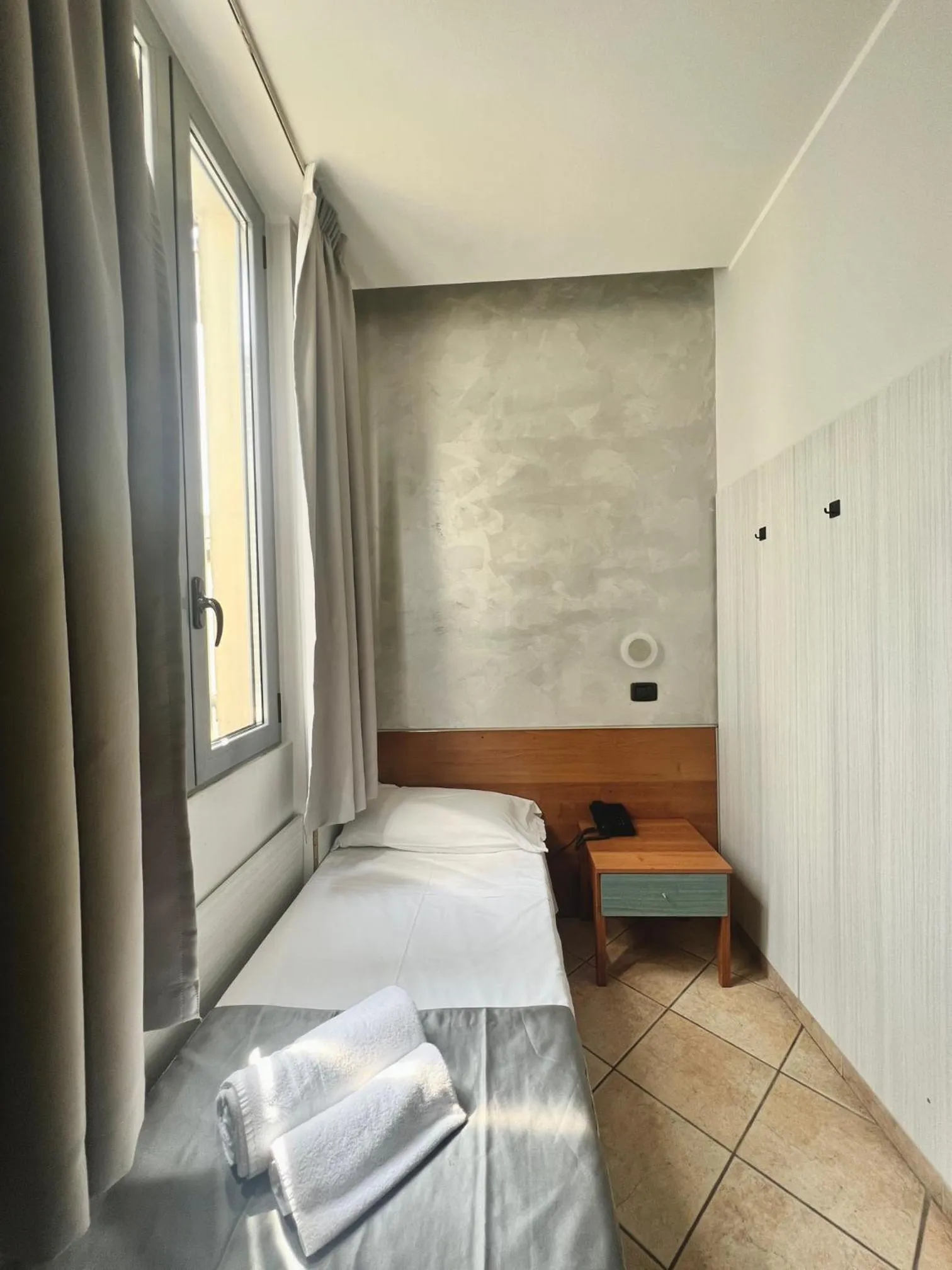 Bedroom, Bed in Hotel Sara