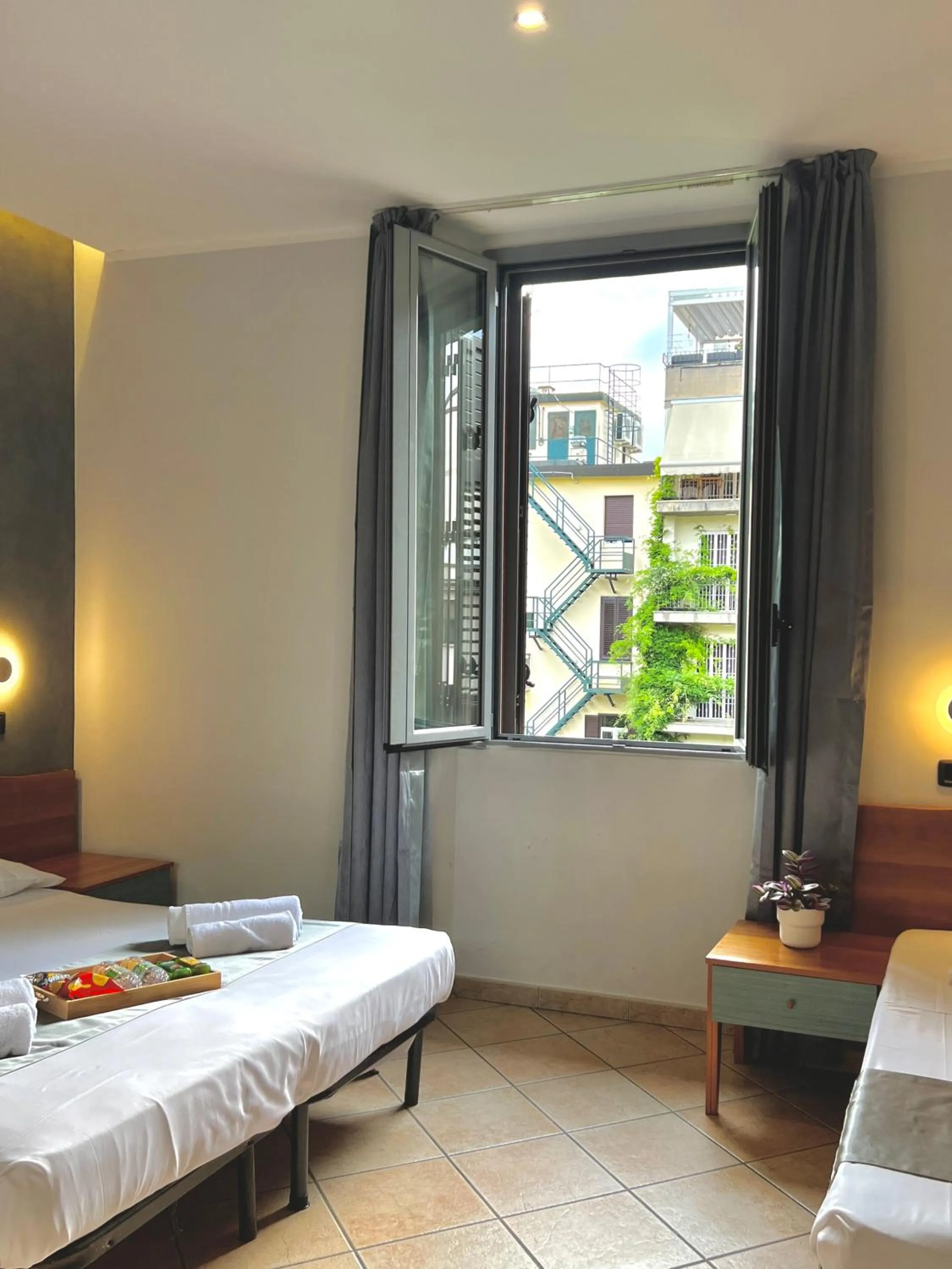 Bedroom, Bed in Hotel Sara