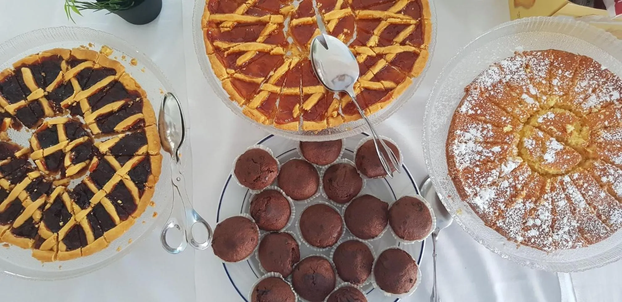 Food and drinks in Hotel Mare Blu -- boutique