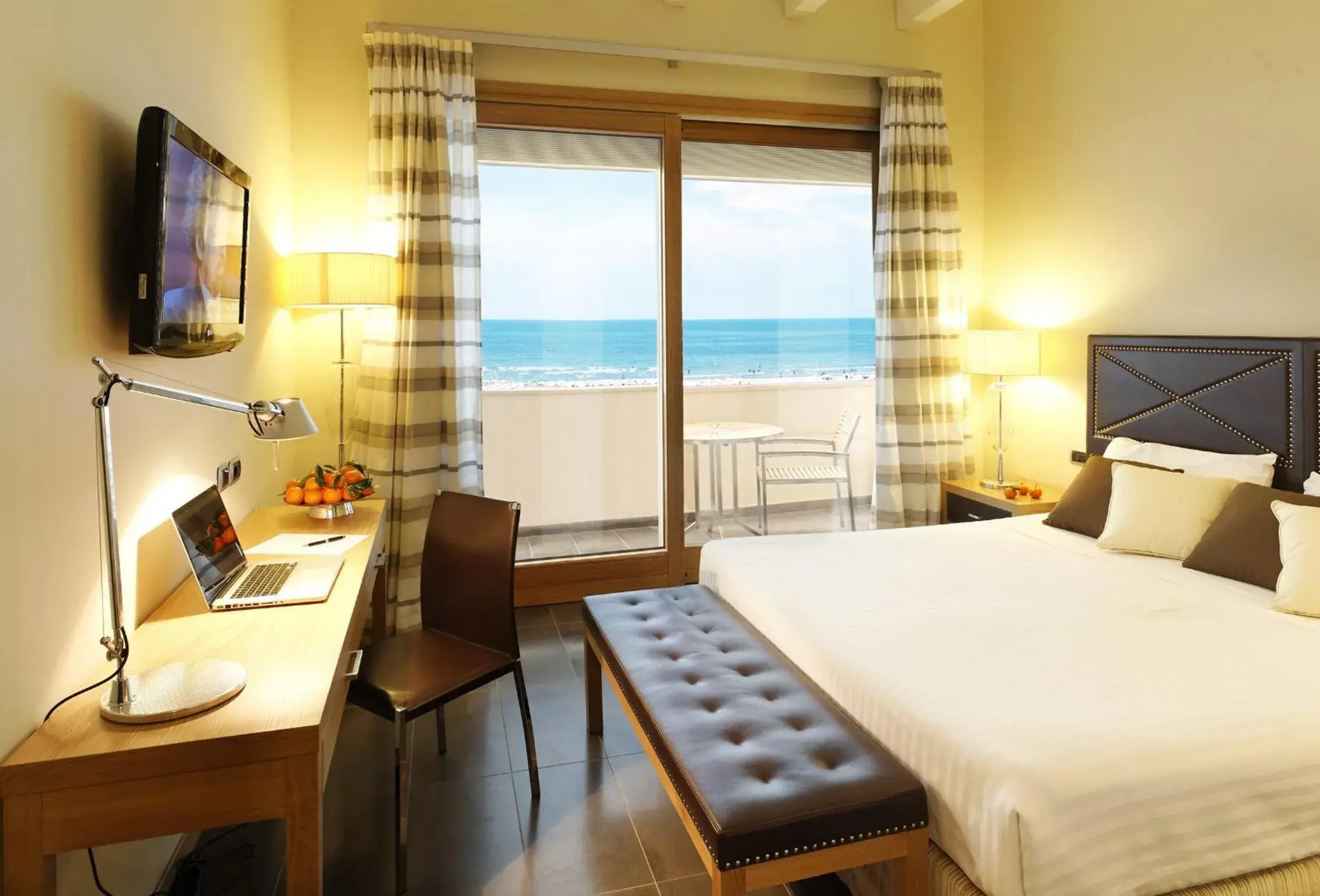 Comfort Double Room with Sea View - single occupancy in Hotel Cristallo Comfort Double Room with Sea View - single occupancy in Hotel Cristallo