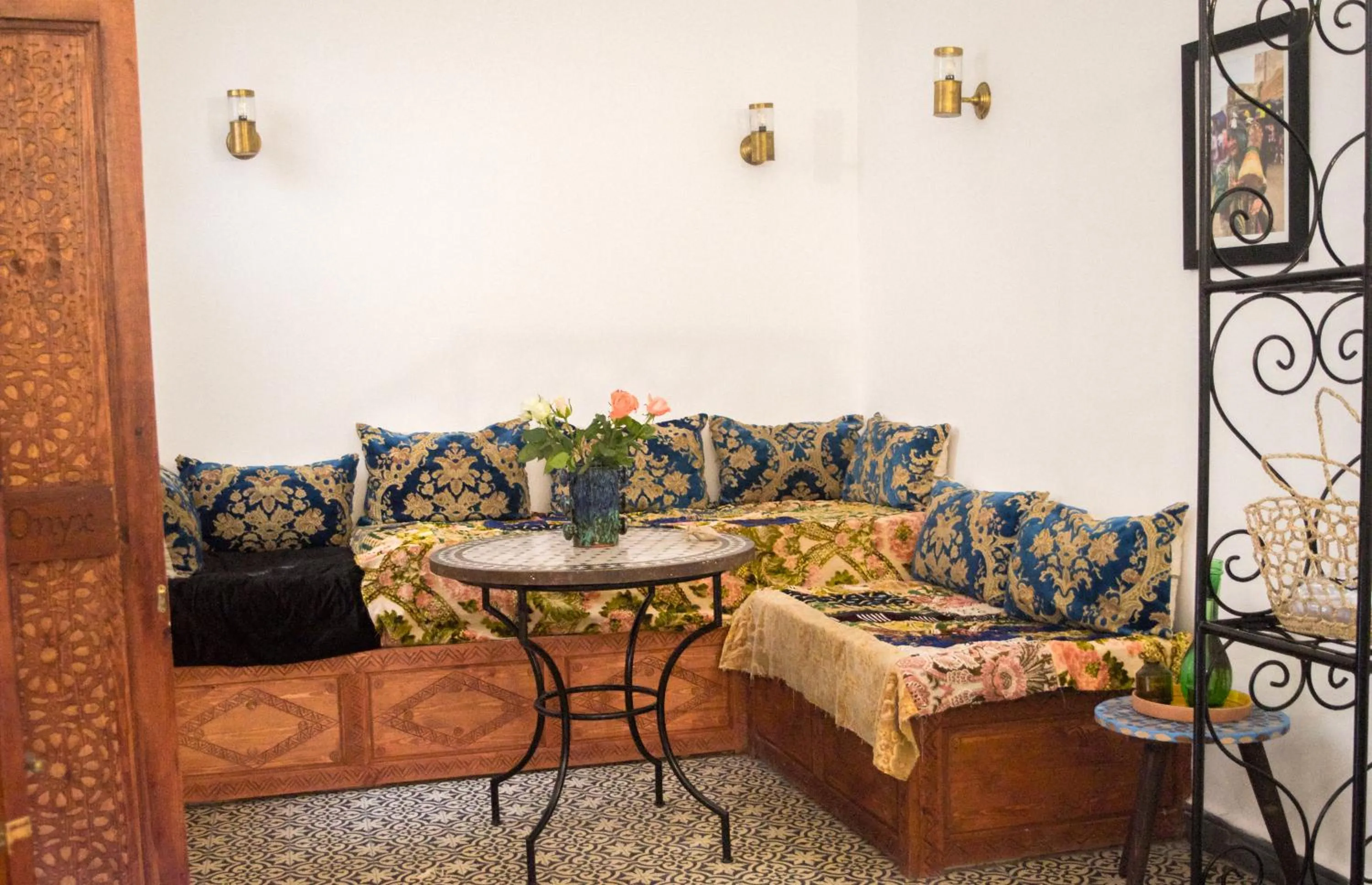 Living room in Riad Le Khan Mogador