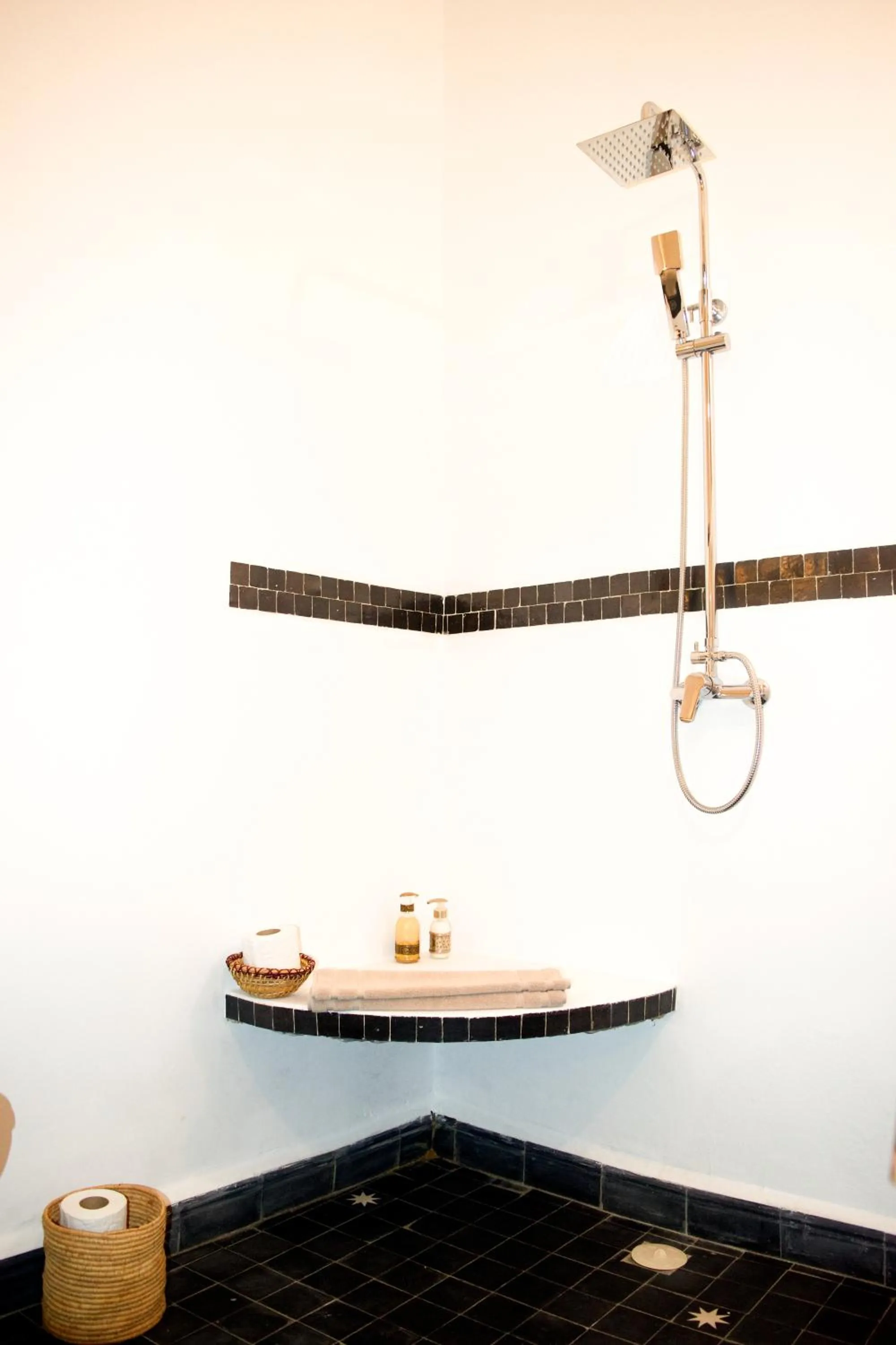 Bathroom in Riad Le Khan Mogador