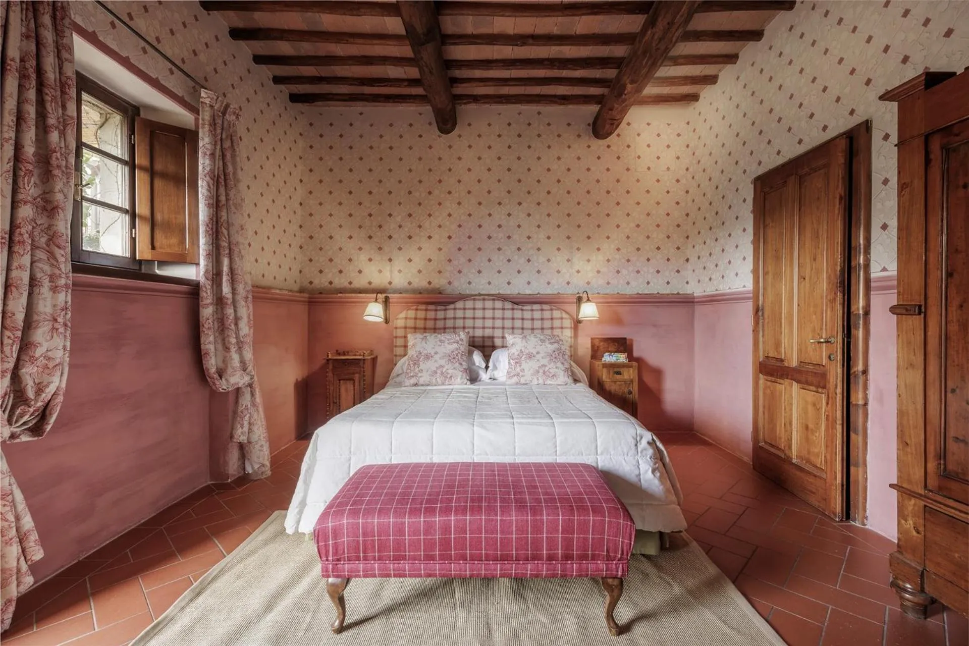 Photo of the whole room, Bed in Borgo Vescine