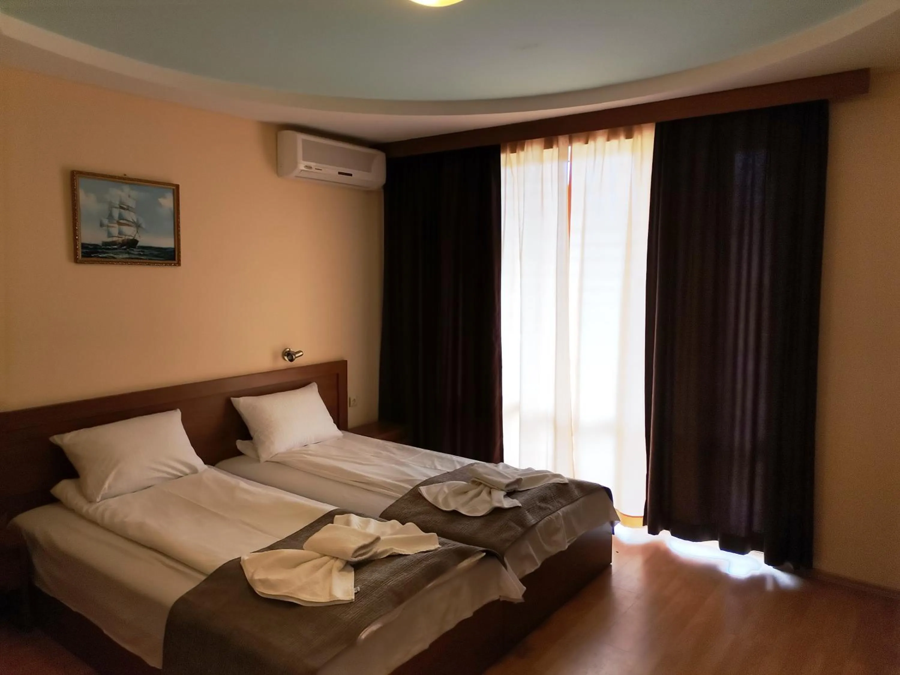 HOTEL PARIS Relax Zone