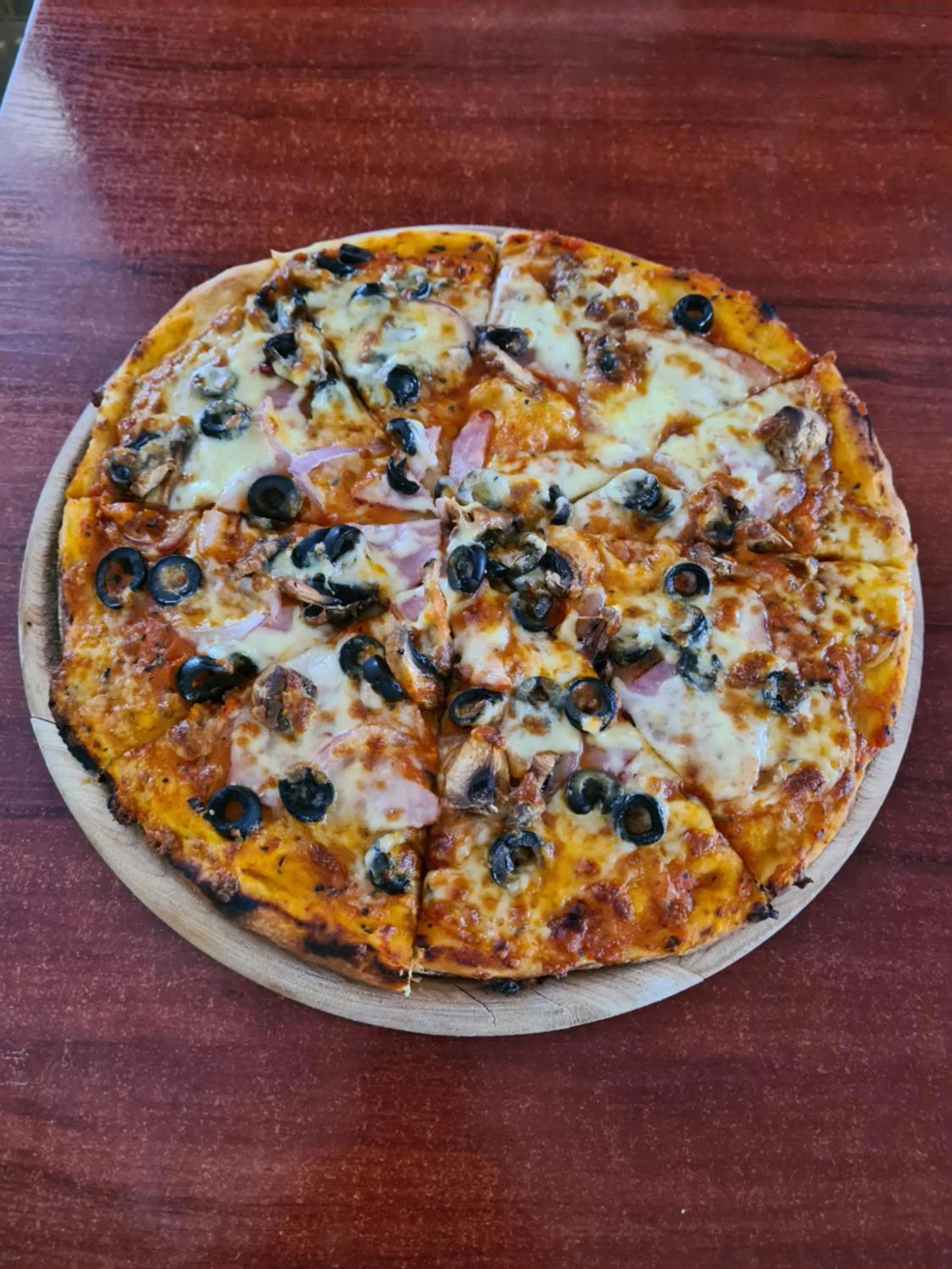 Restaurant/places to eat in HOTEL PARIS Relax Zone