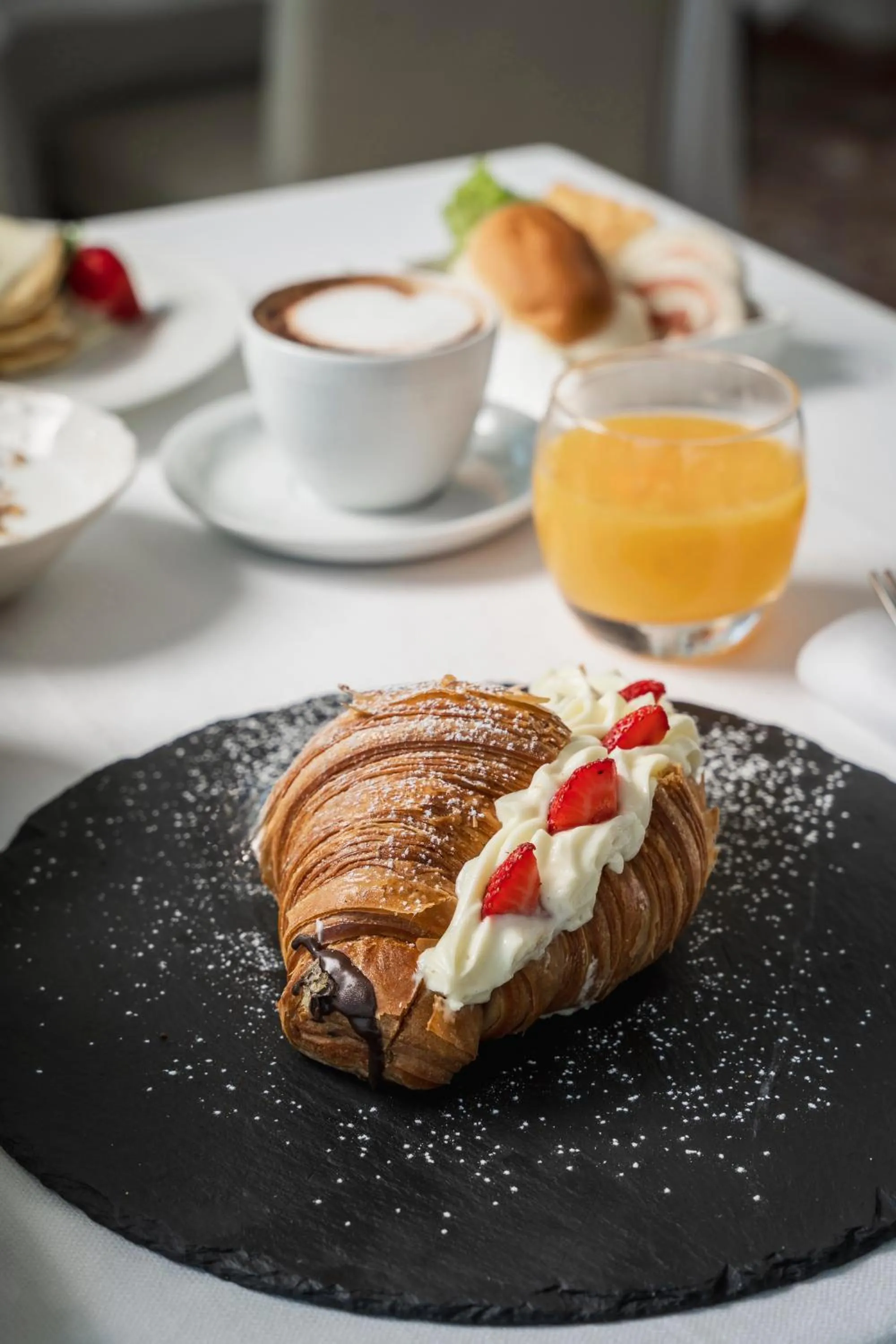 Food and drinks in Hotel Du Soleil